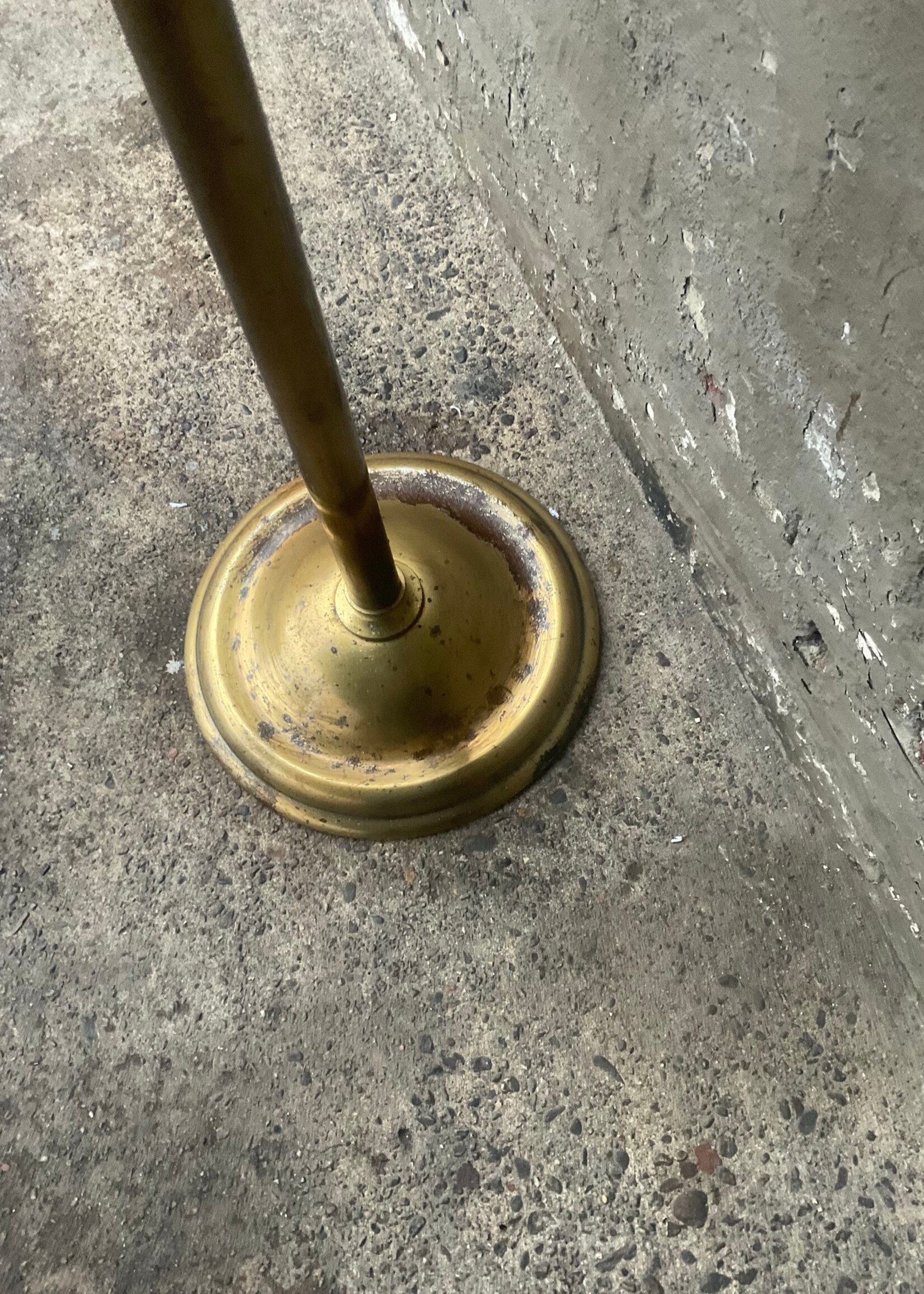 GOODWOOD Brass Floor Lamp