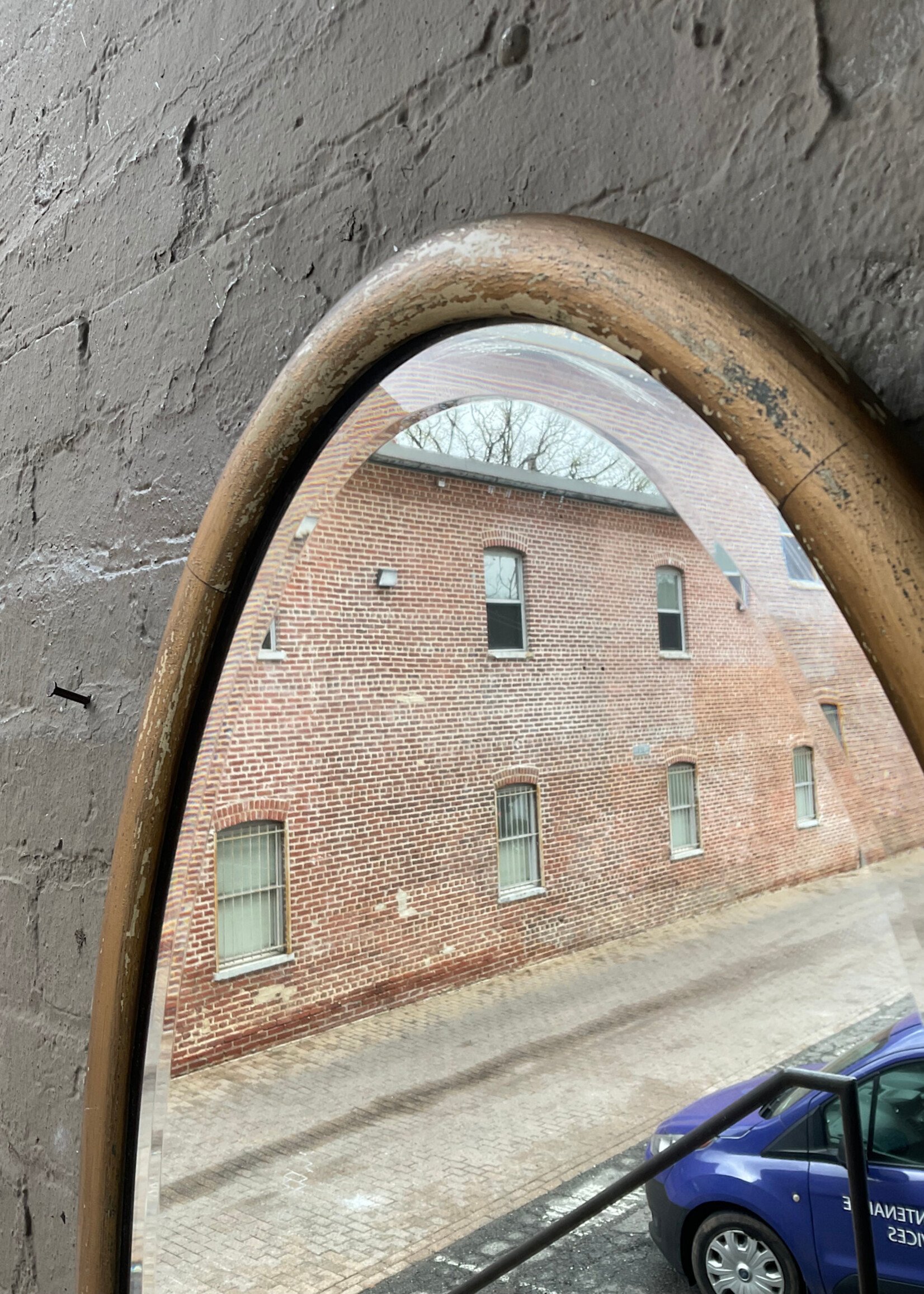 GOODWOOD Vintage Gilt Oval Mirror