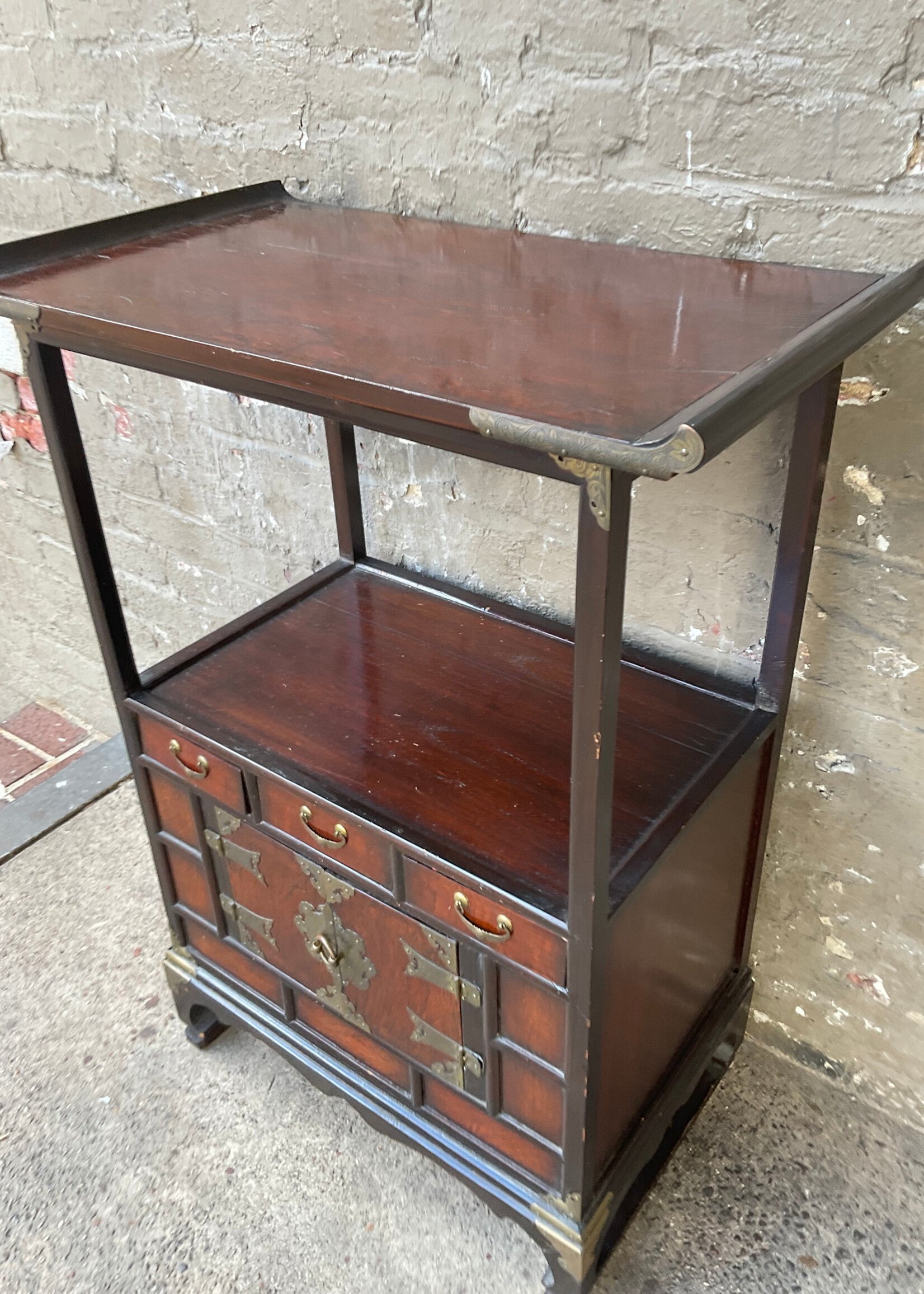 GOODWOOD Tall Open Tansu Chest