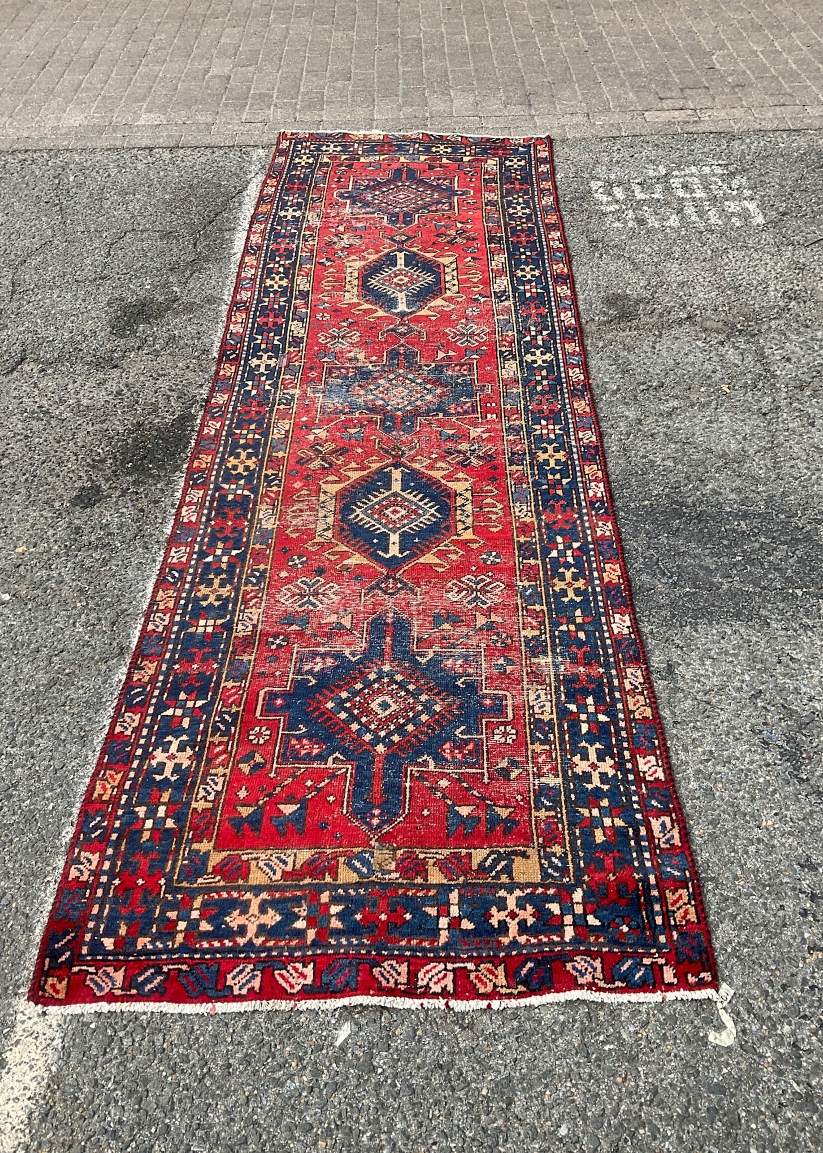 GOODWOOD Heriz Runner 10'1" x 3'2"