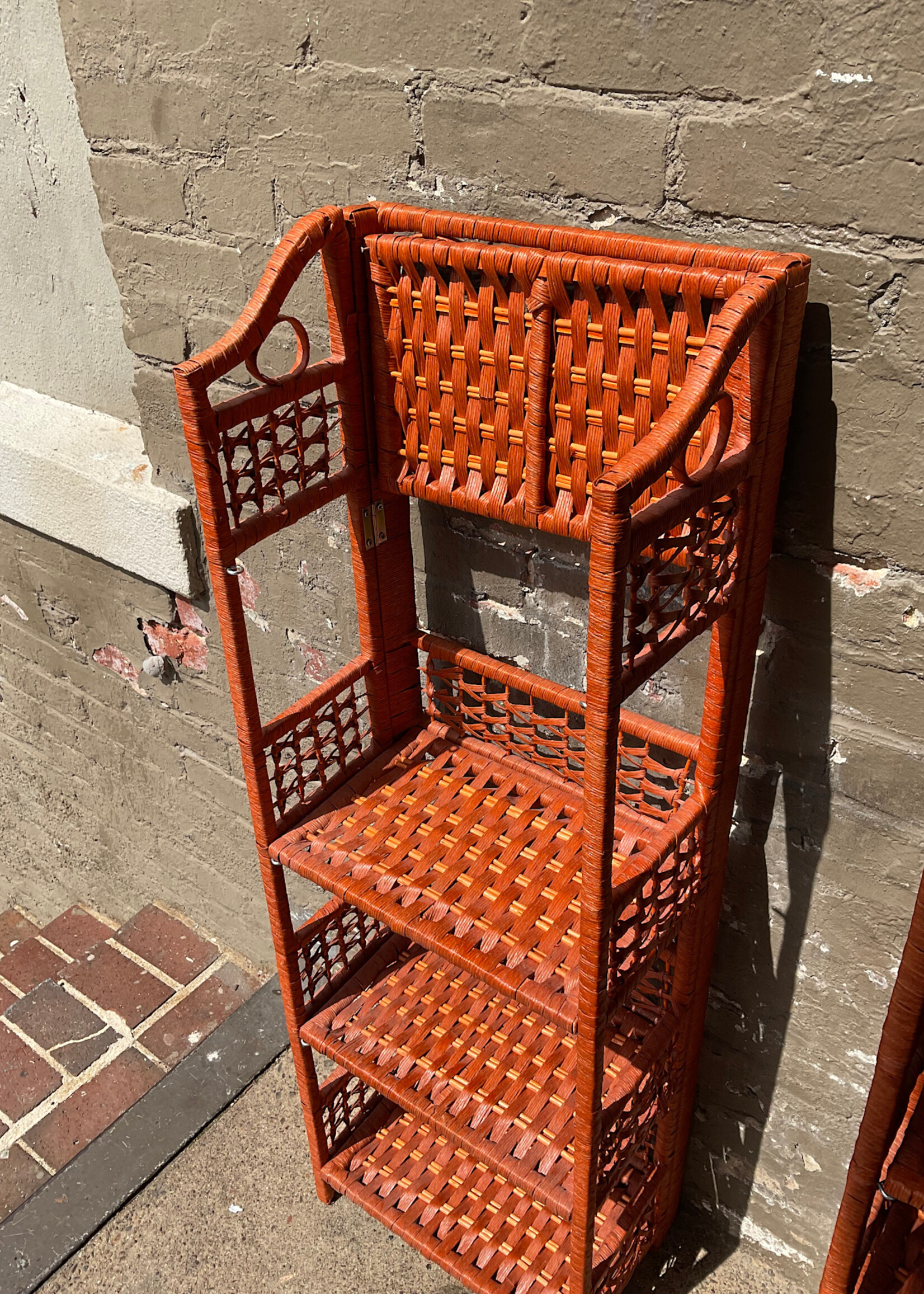 GOODWOOD Vintage Folding Wicker Shelf