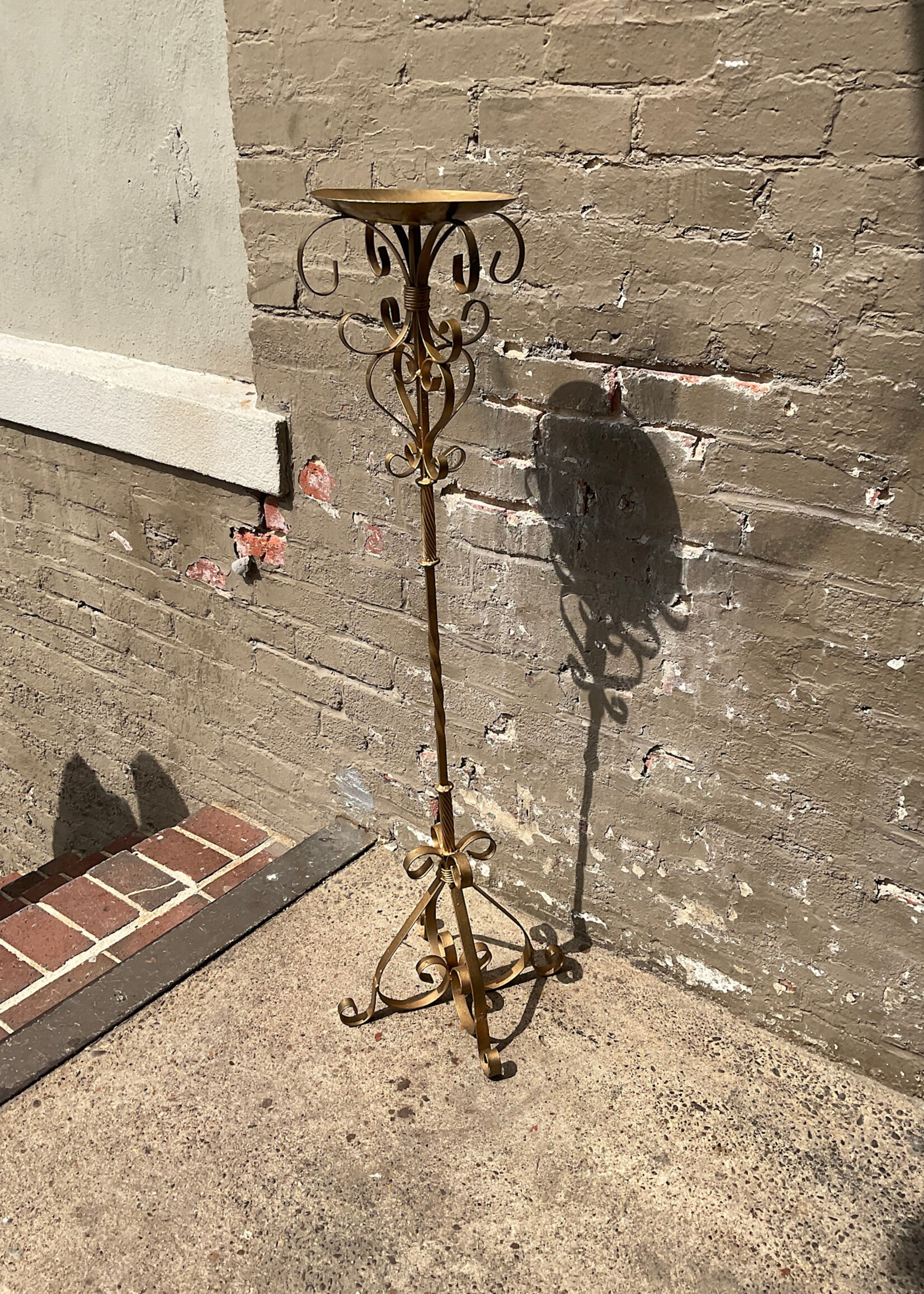 GOODWOOD Iron Candle Stand