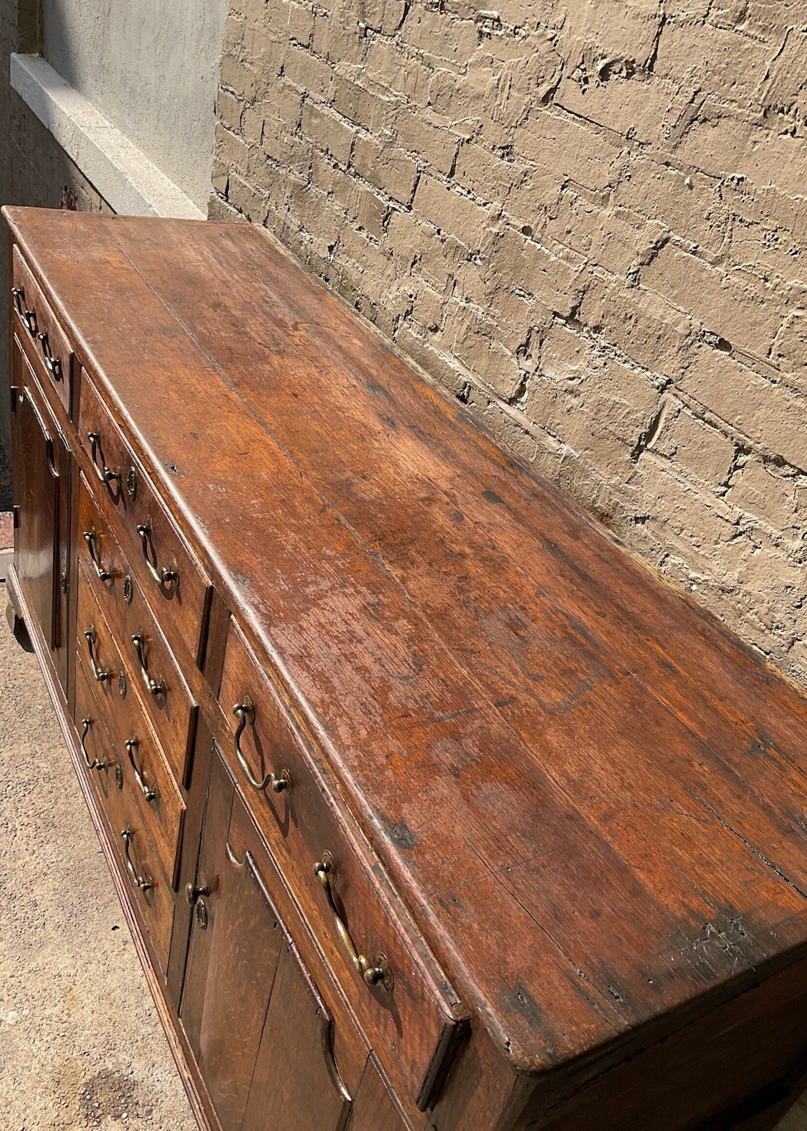 GOODWOOD 18th Century Welsh Cupboard