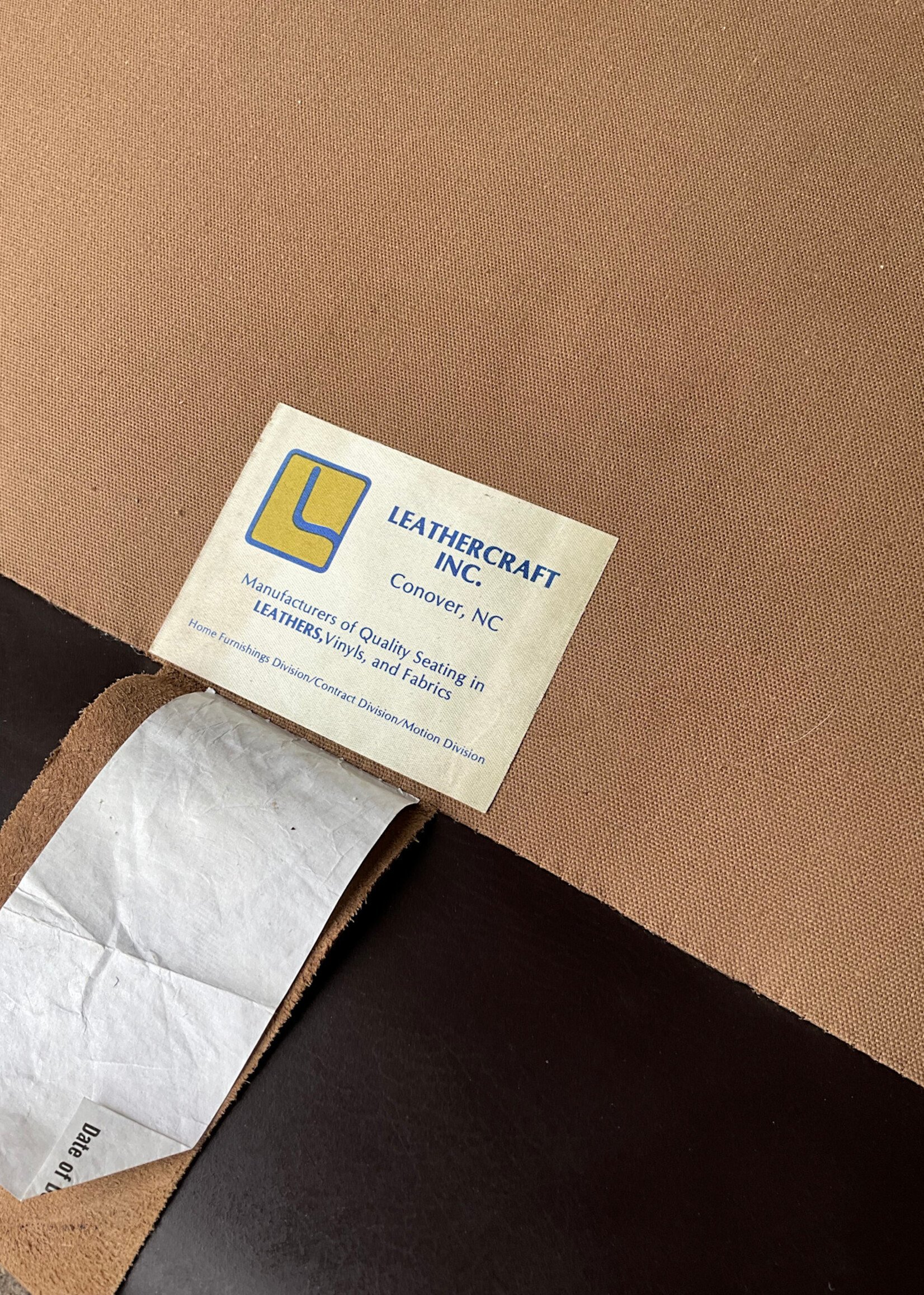 GOODWOOD Vintage Leathercraft Chesterfield