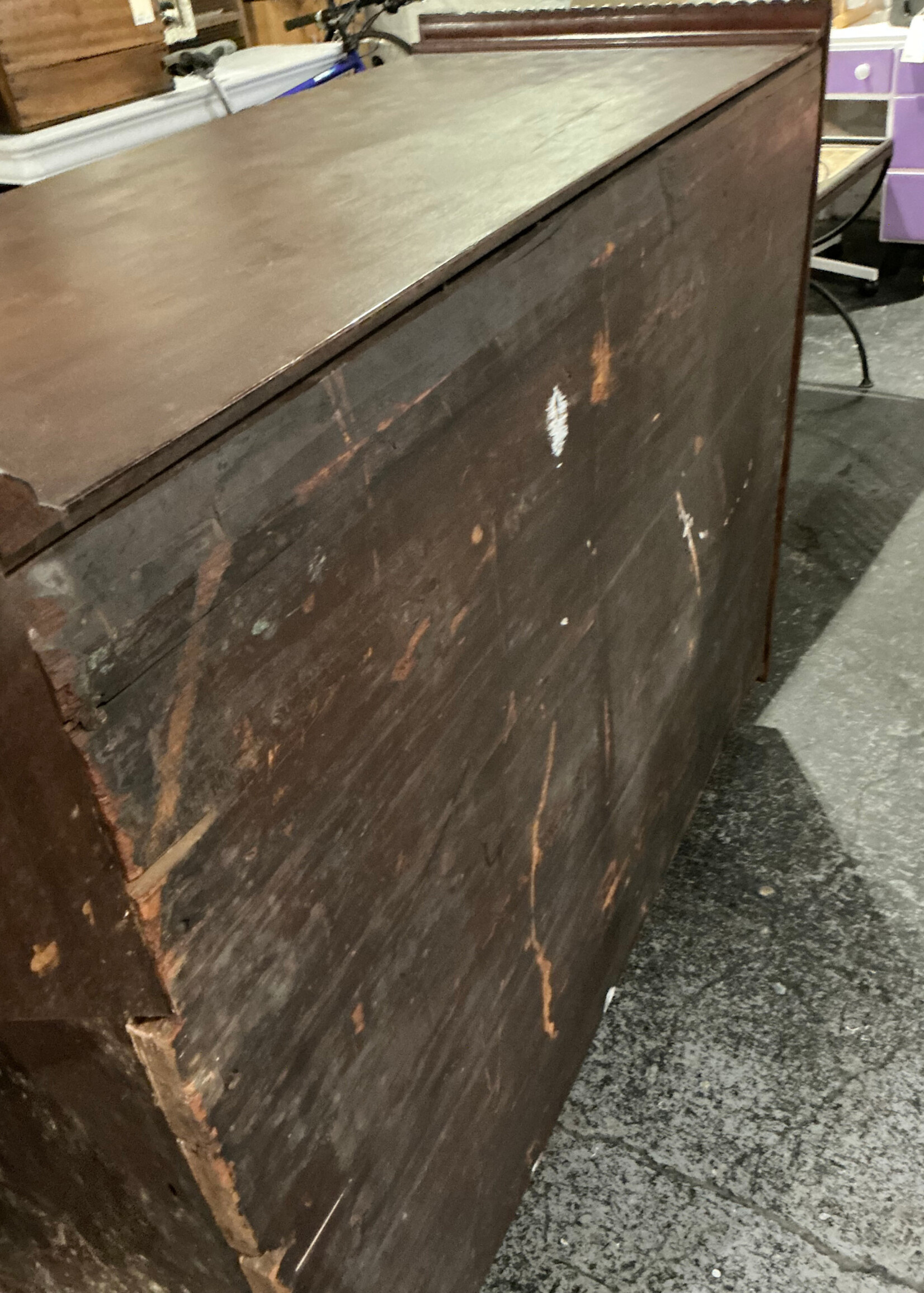 GOODWOOD Antique Mahogany Chest of Drawers