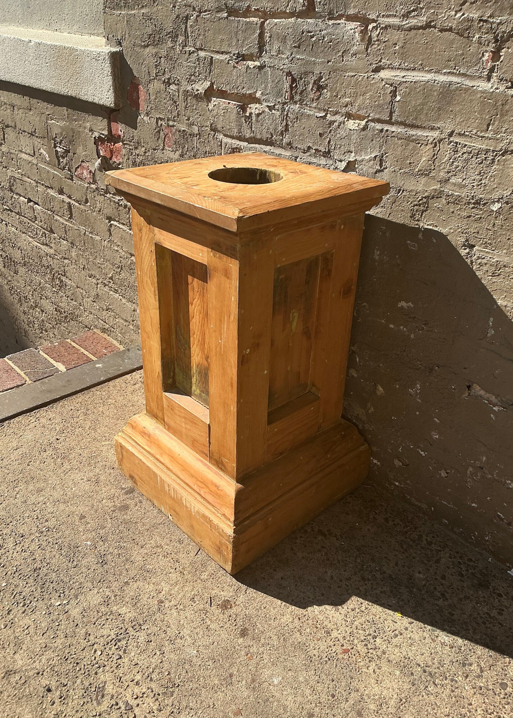 GOODWOOD Architectural Salvage Pedestal