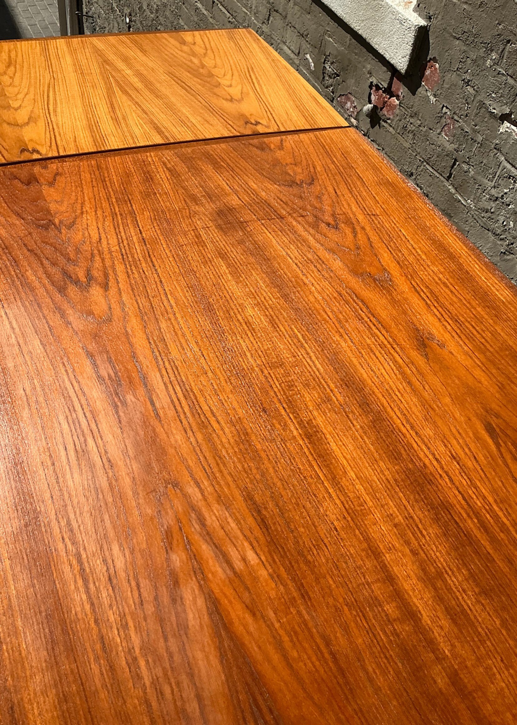 GOODWOOD Danish Modern Draw Leaf Table