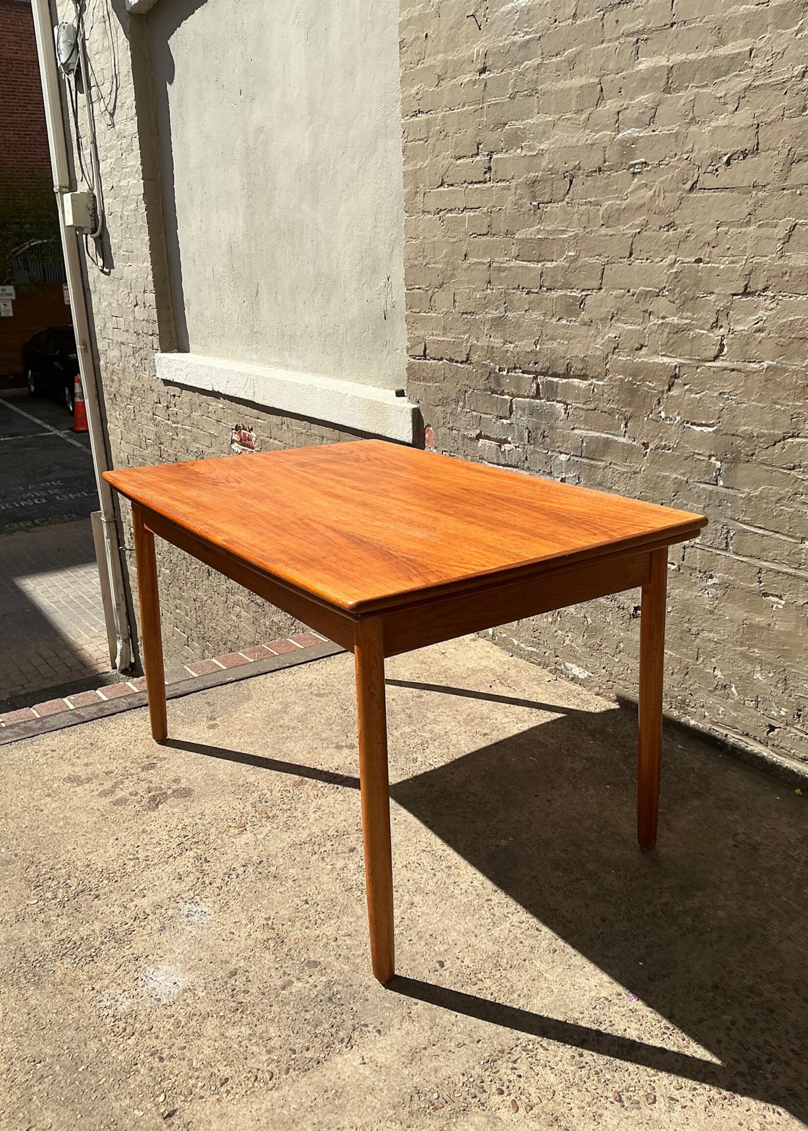 GOODWOOD Danish Modern Draw Leaf Table