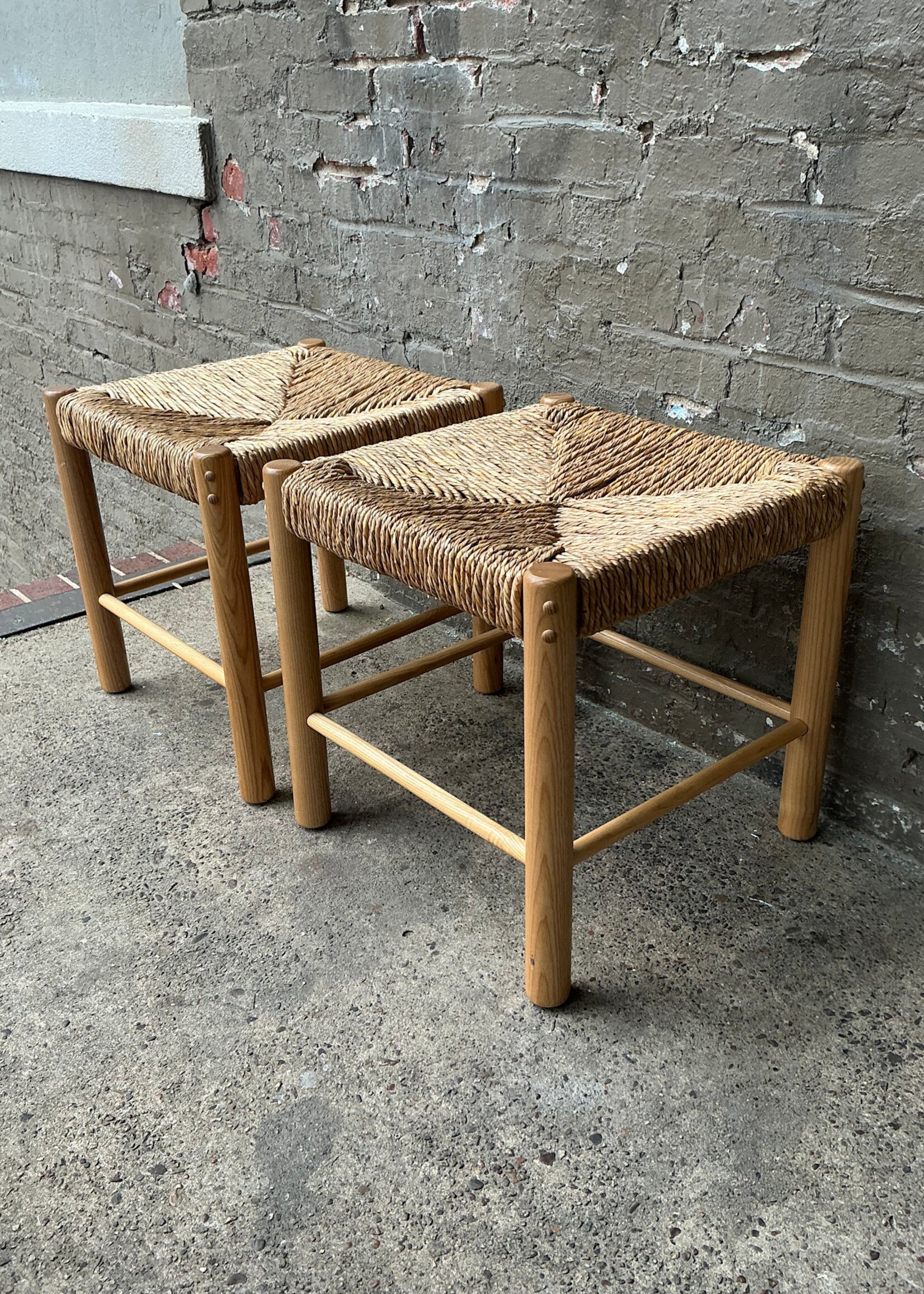 GOODWOOD Rush Seat Stool