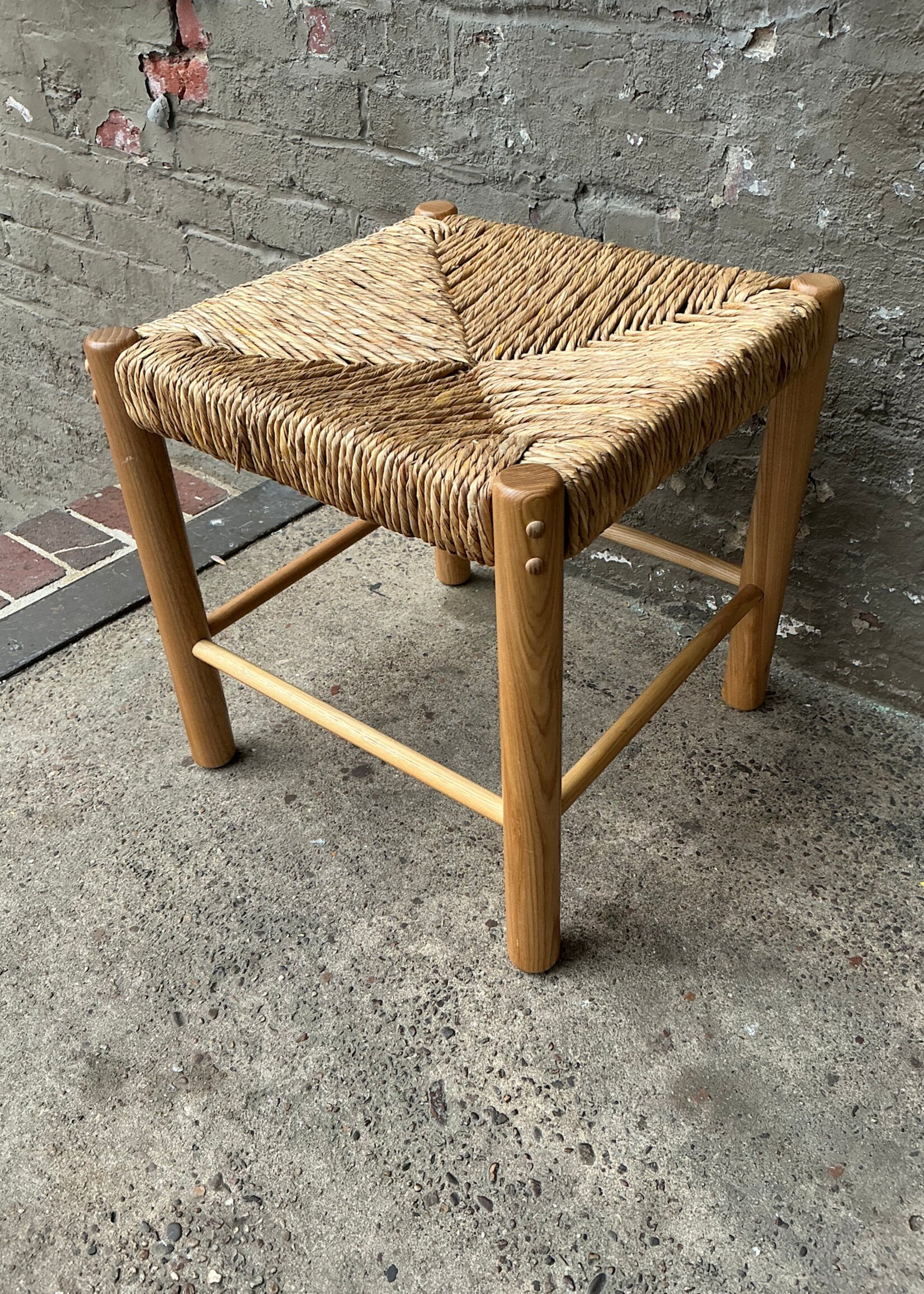 GOODWOOD Rush Seat Stool