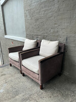 GOODWOOD Pair of Lee Industries Lounge Chairs