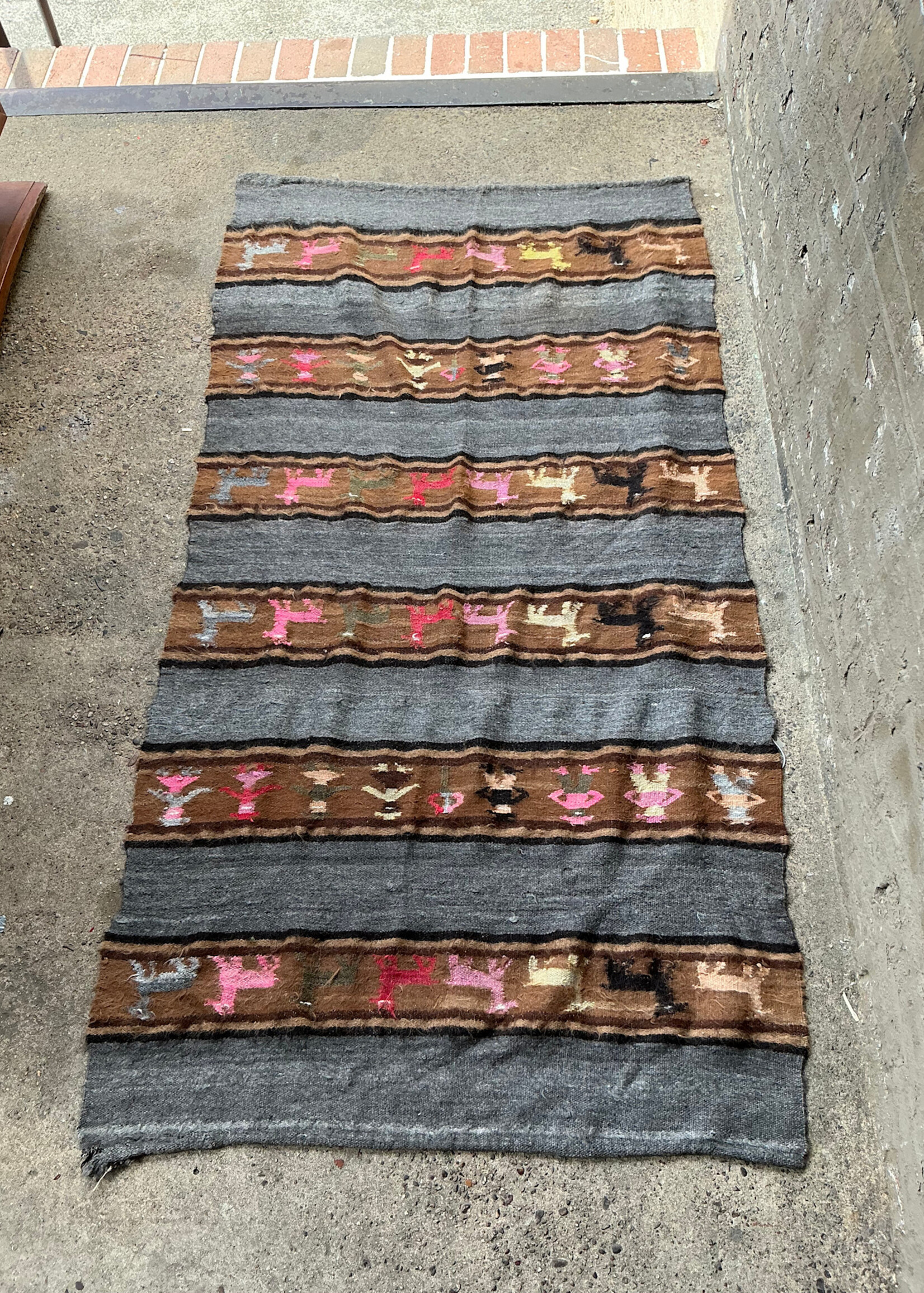 GOODWOOD Grey Ground Flatstitch Rug 3'4" x 6'6"