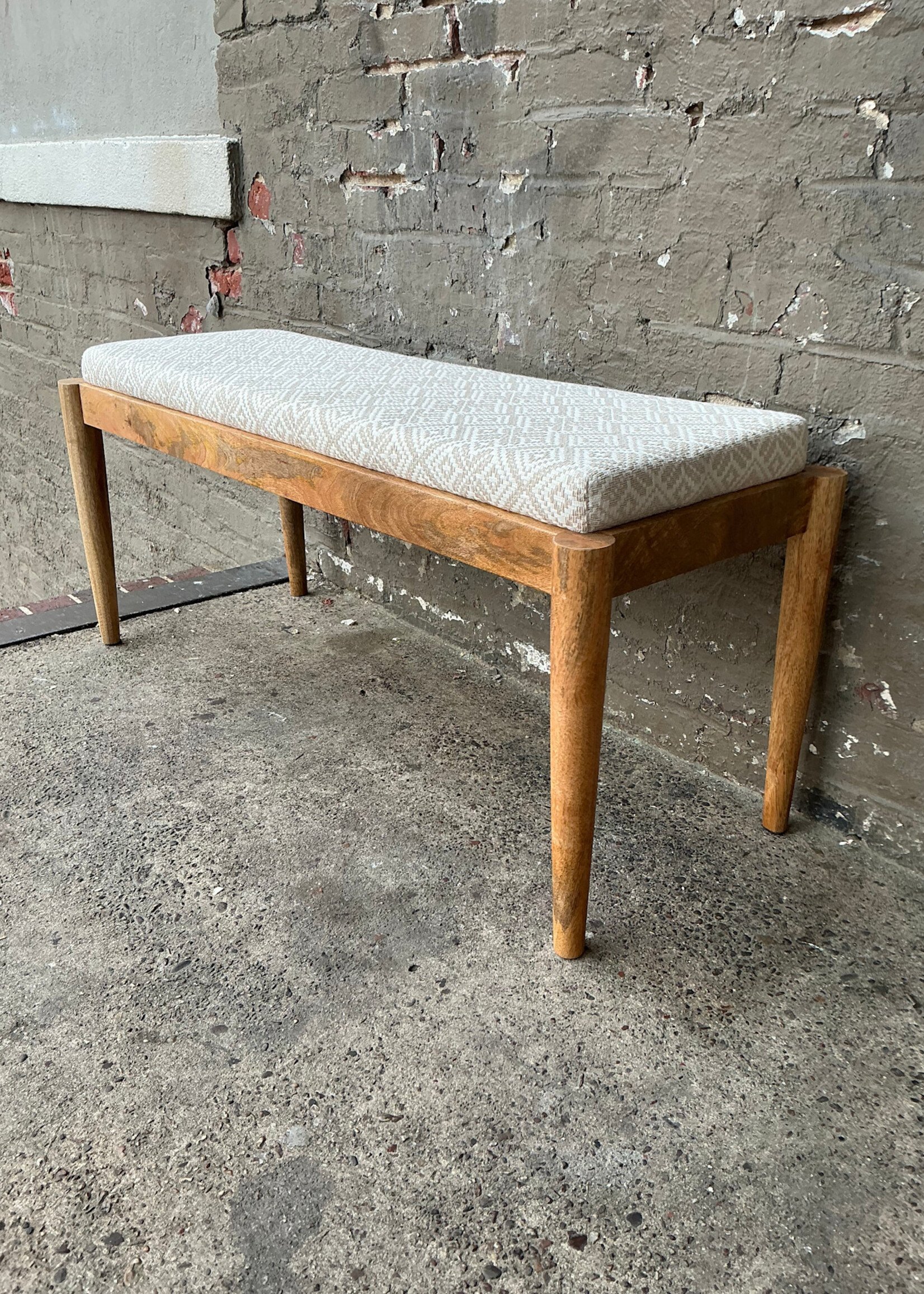 GOODWOOD MCM Style Bench
