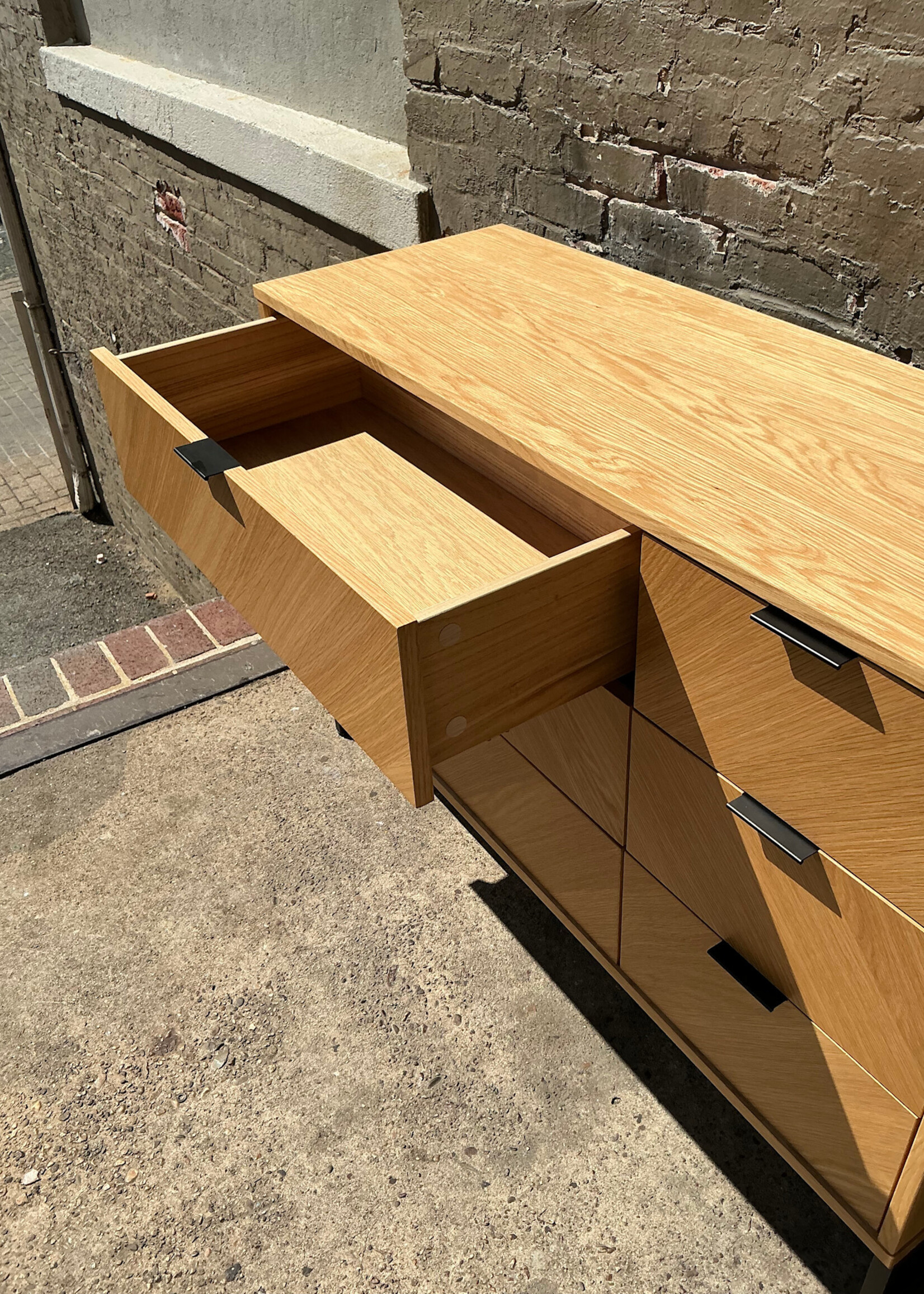 GOODWOOD Modern Oak 6 Drawer Dresser