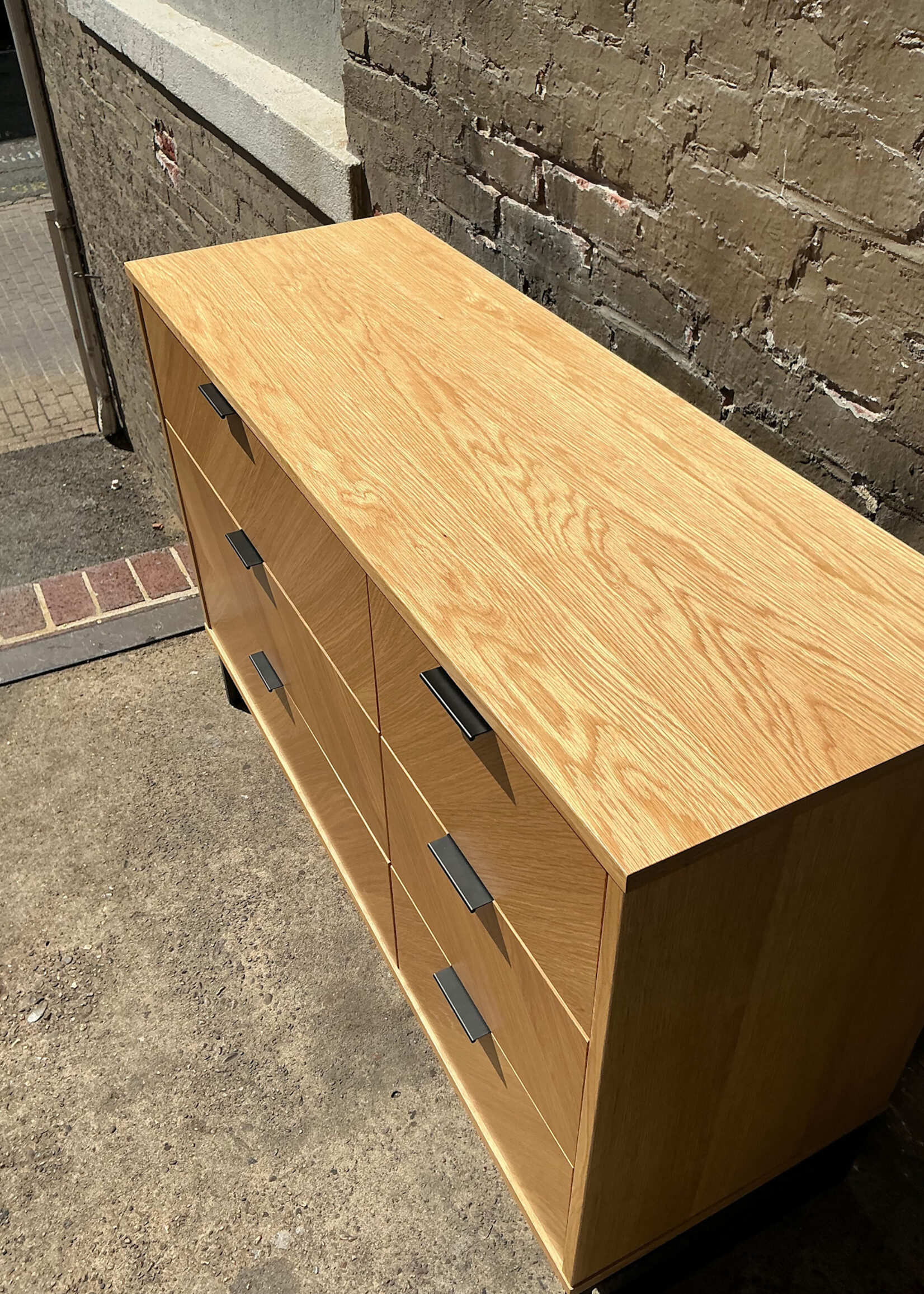 GOODWOOD Modern Oak 6 Drawer Dresser