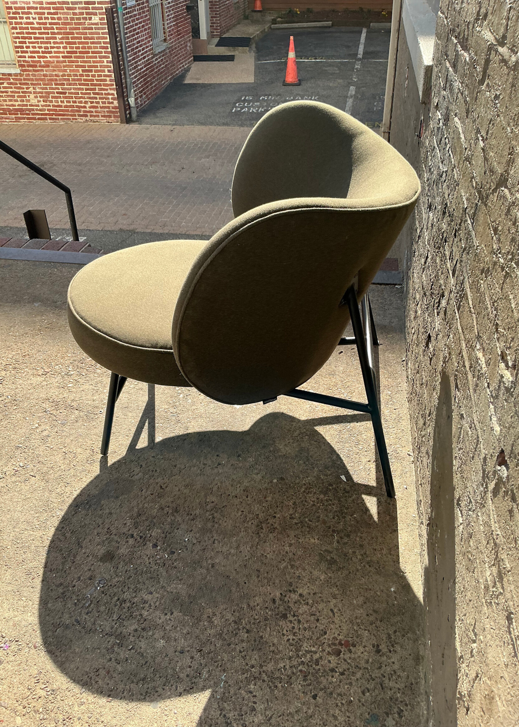 GOODWOOD MCM Style Lounge Chair