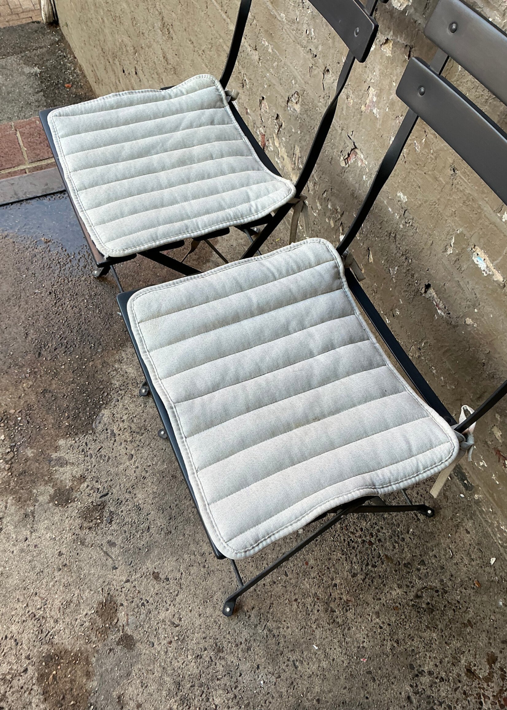 GOODWOOD Pair of Folding Patio Chairs