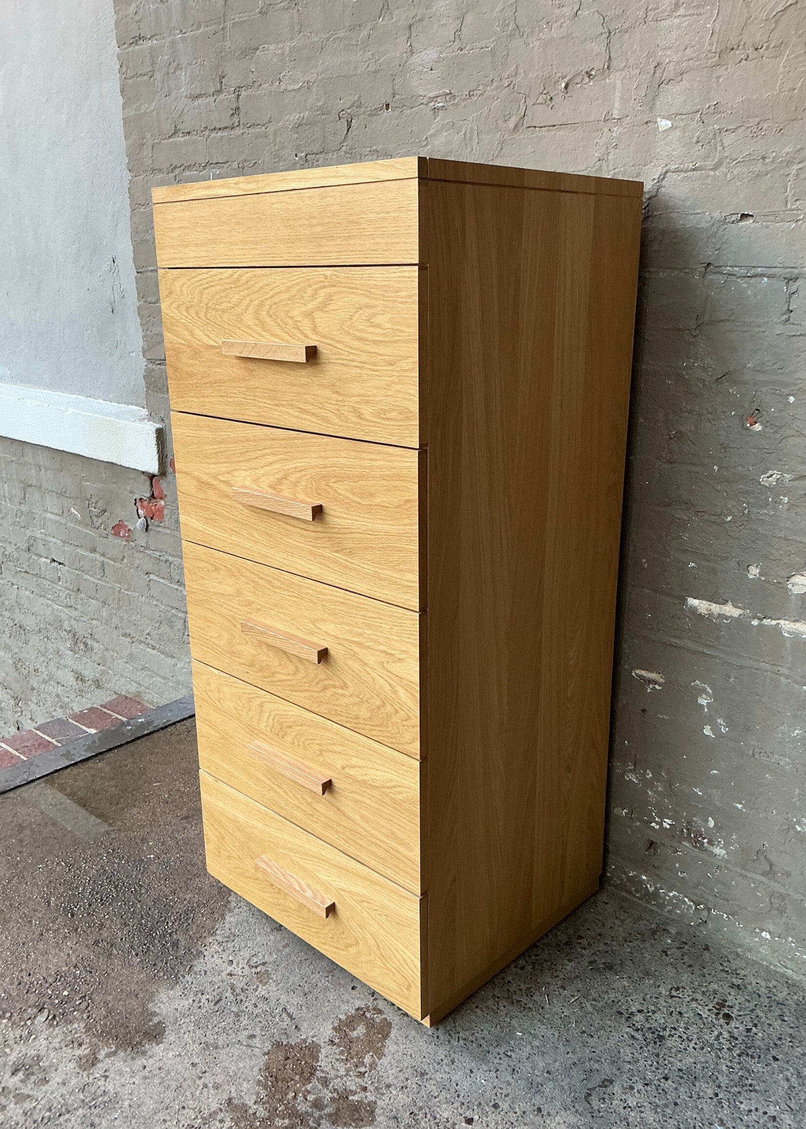 GOODWOOD White Oak Chest with Vanity