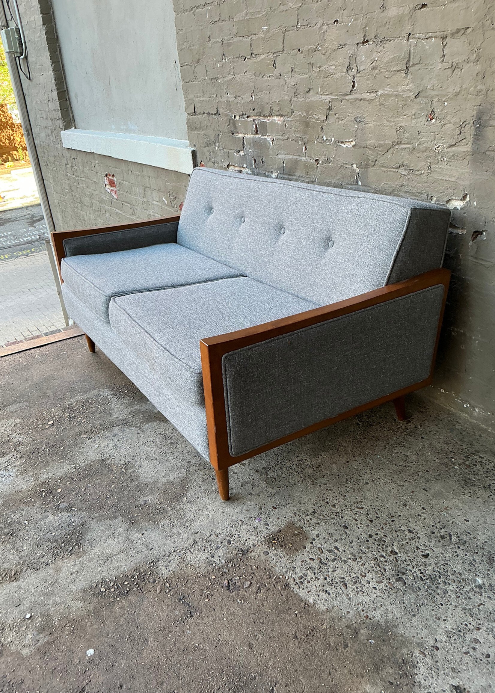 GOODWOOD Casara Modern MCM Style Apartment Sofa