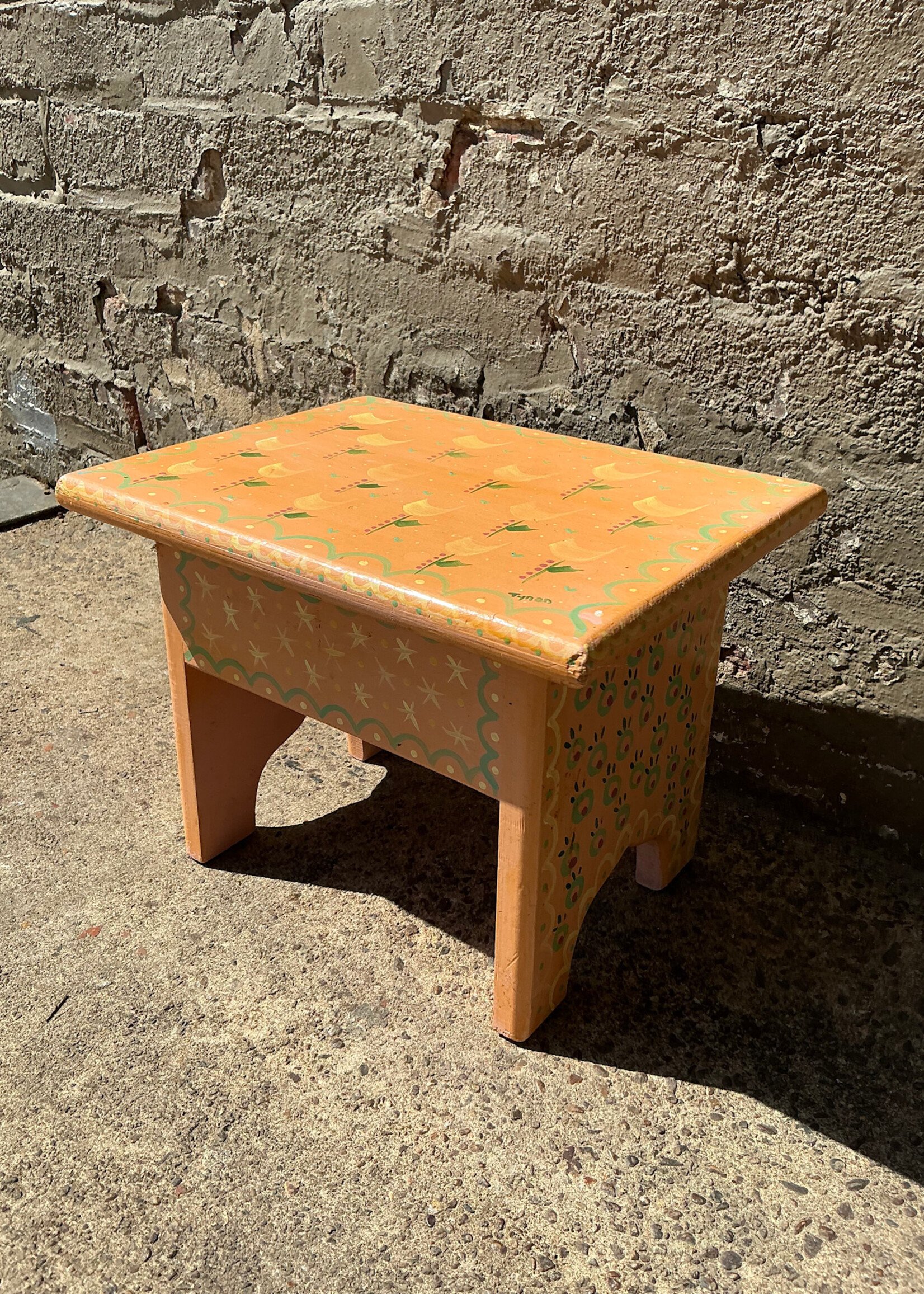 GOODWOOD Painted Stool
