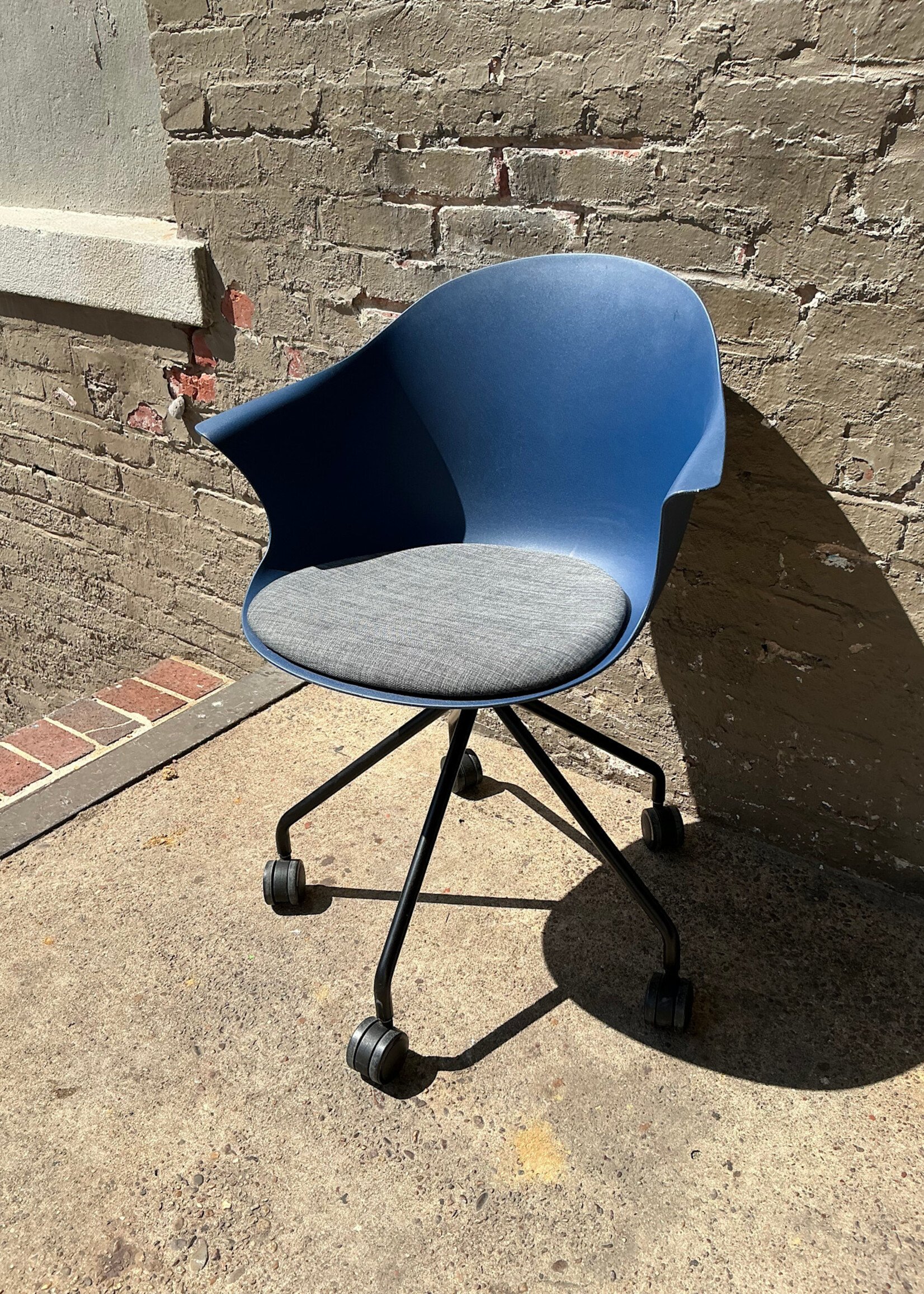 GOODWOOD Article Office Chair