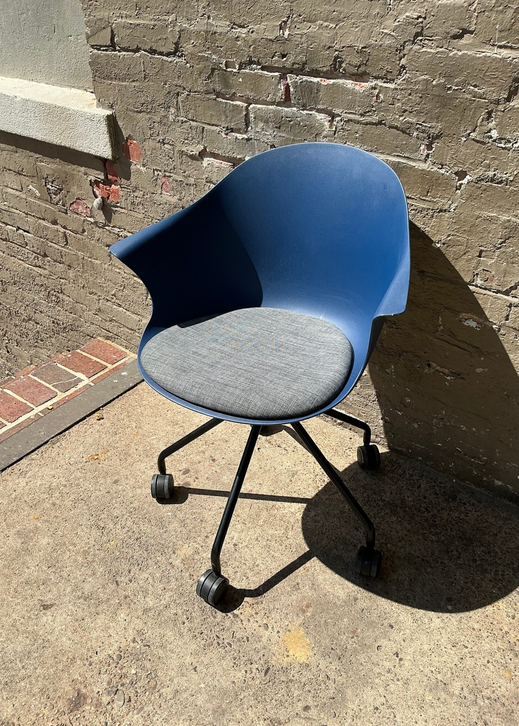 GOODWOOD Article Office Chair