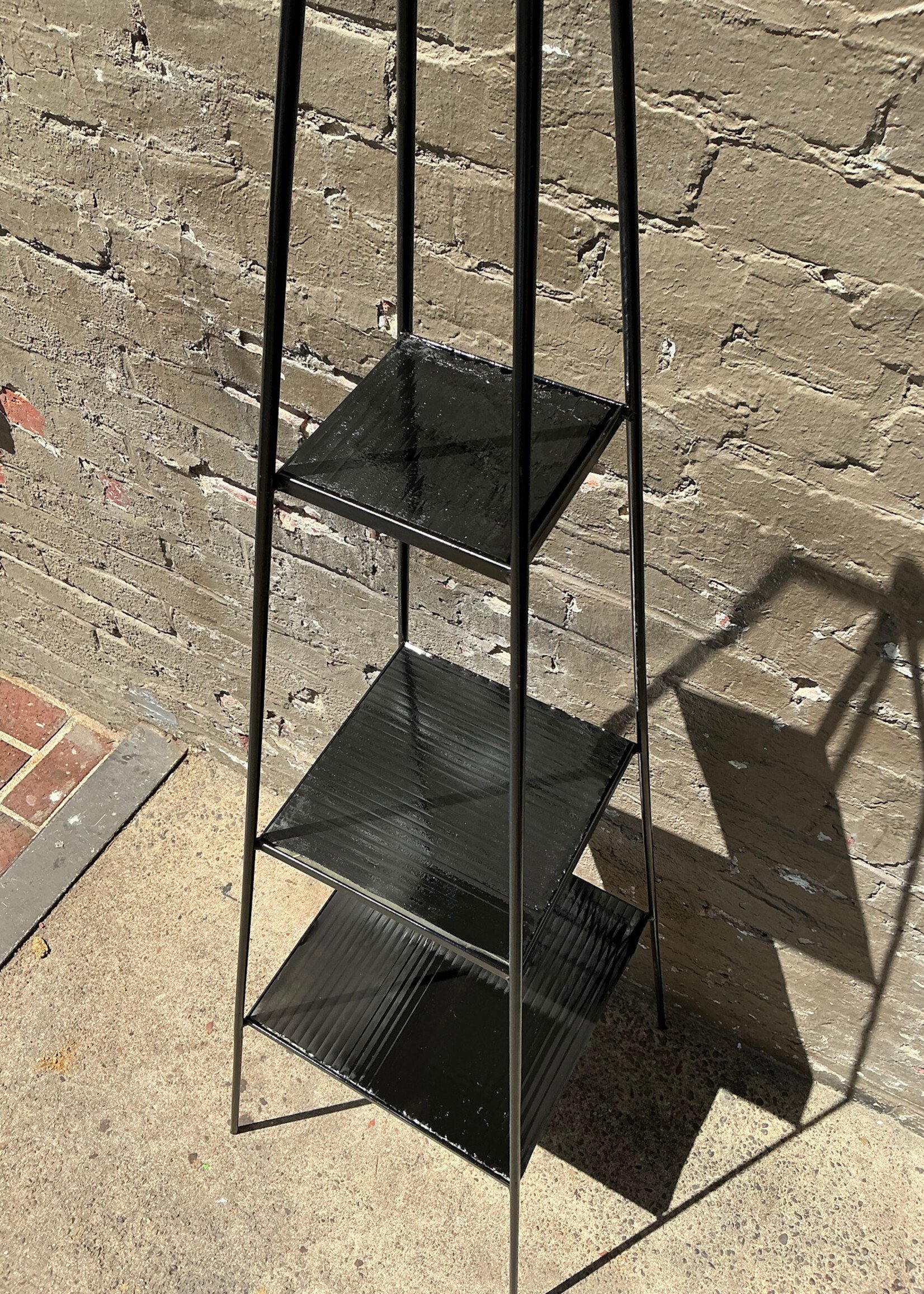 GOODWOOD 3 Tier Iron & Resin Etagere