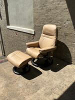 GOODWOOD Stressless Leather Chair & Ottoman