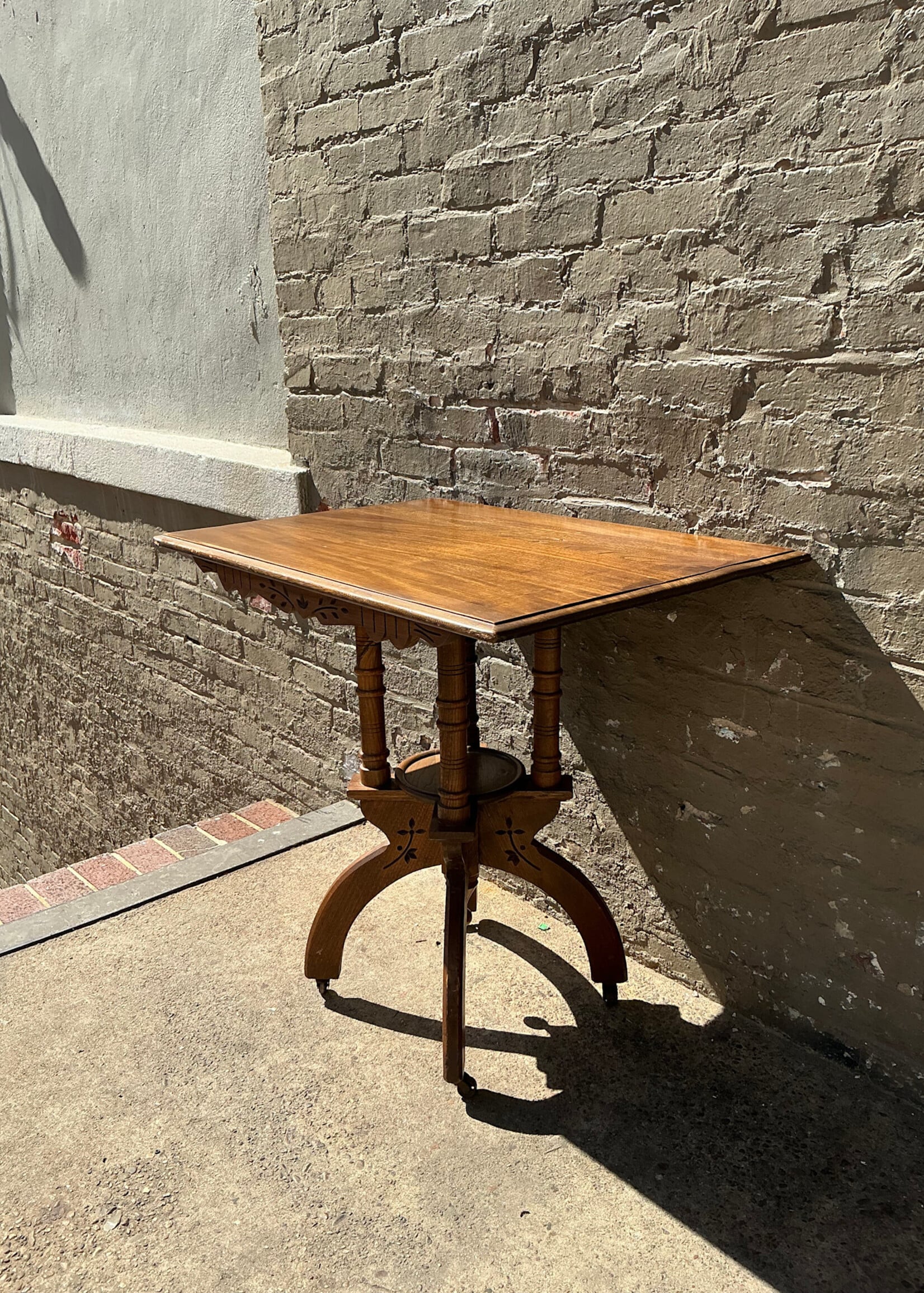 GOODWOOD Victorian Parlor Table