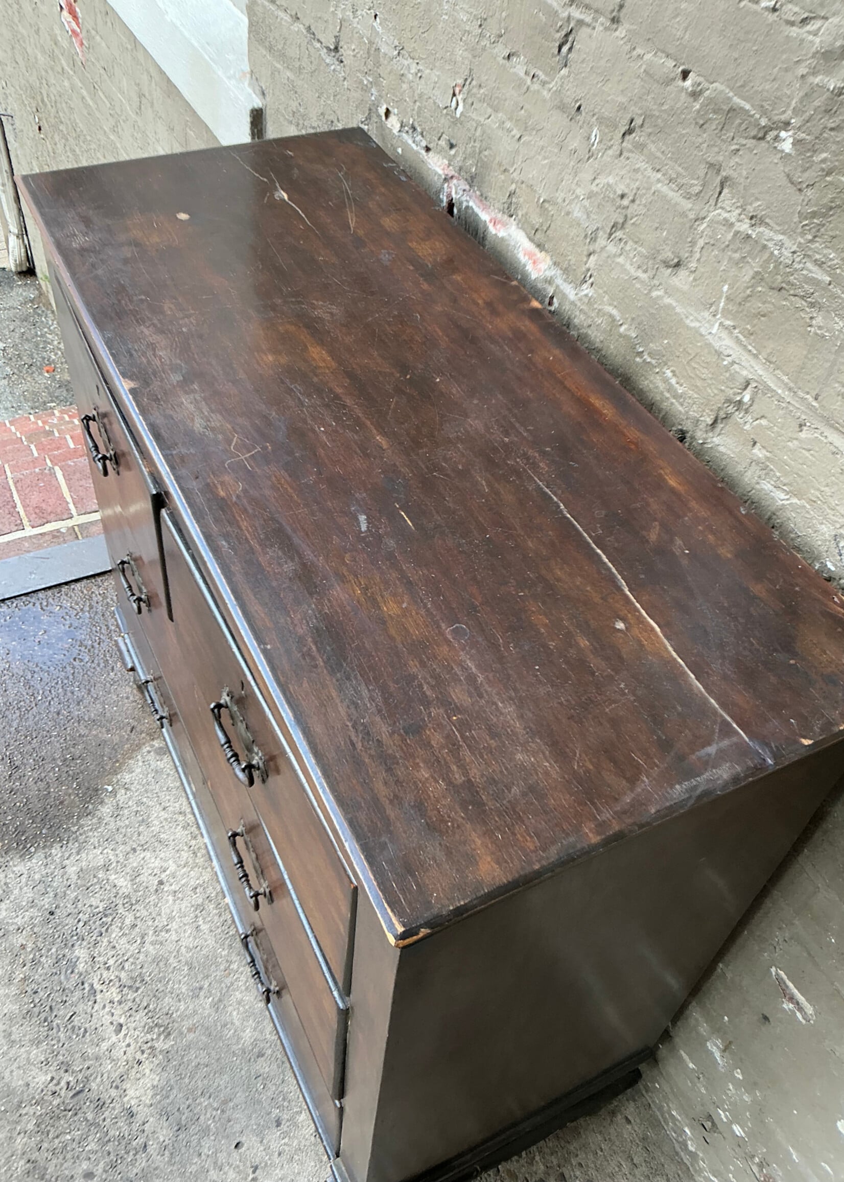 GOODWOOD Antique English Pine Chest of Drawers