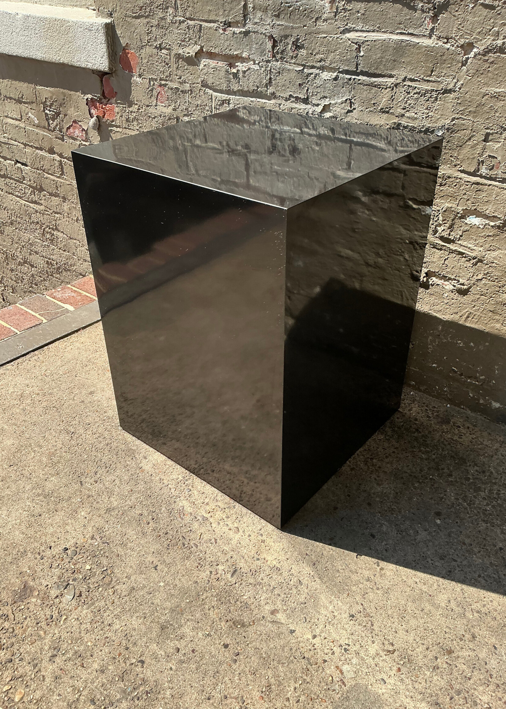 GOODWOOD Vintage Laminate Pedestal