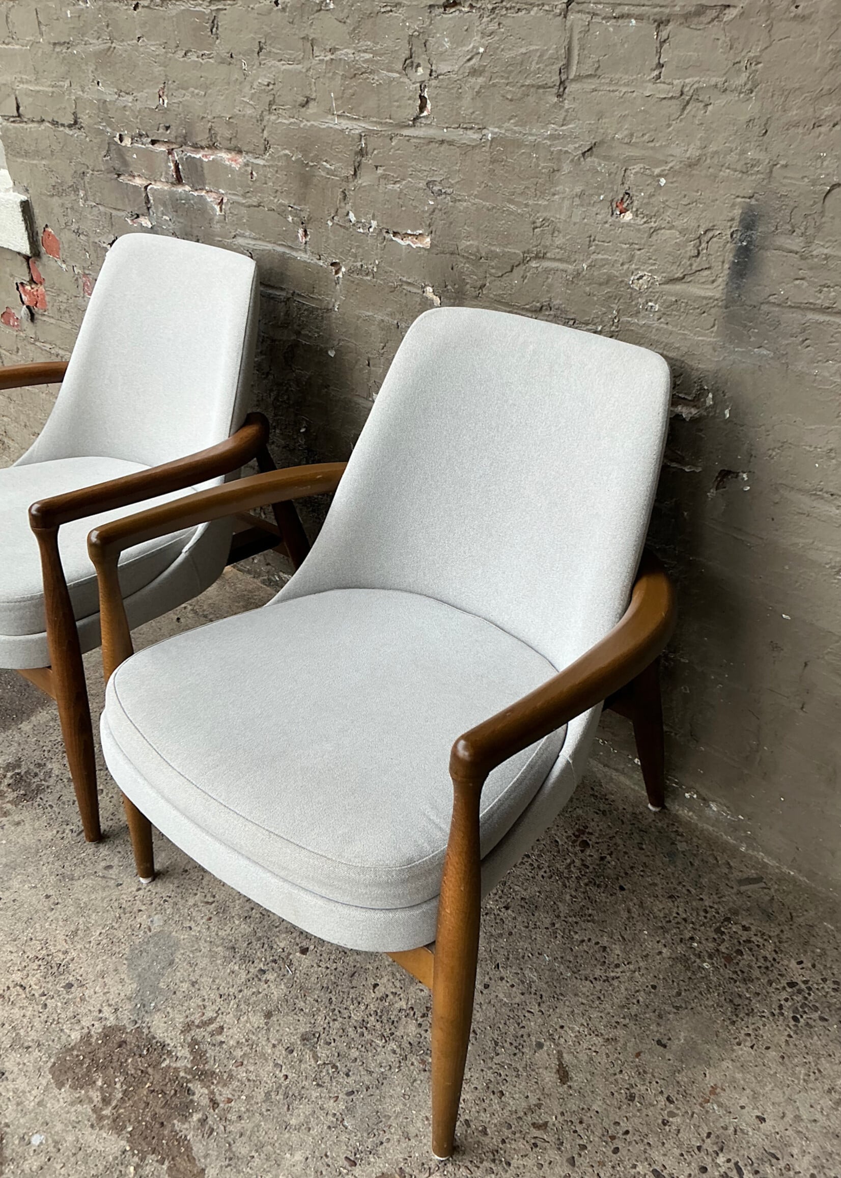 GOODWOOD MCM Style Lounge Chair