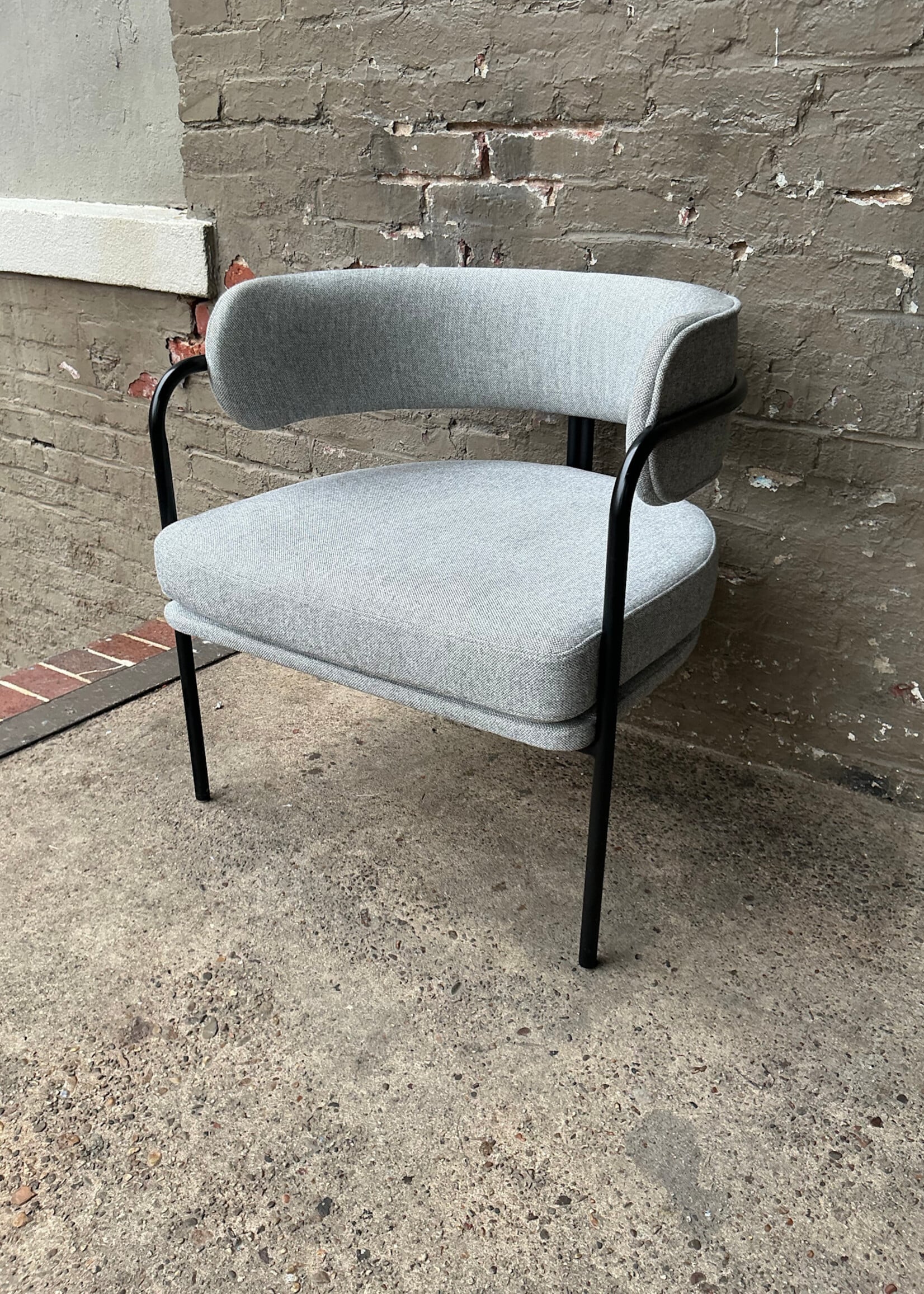 GOODWOOD Gray Upholstered MCM Style Lounge Chair