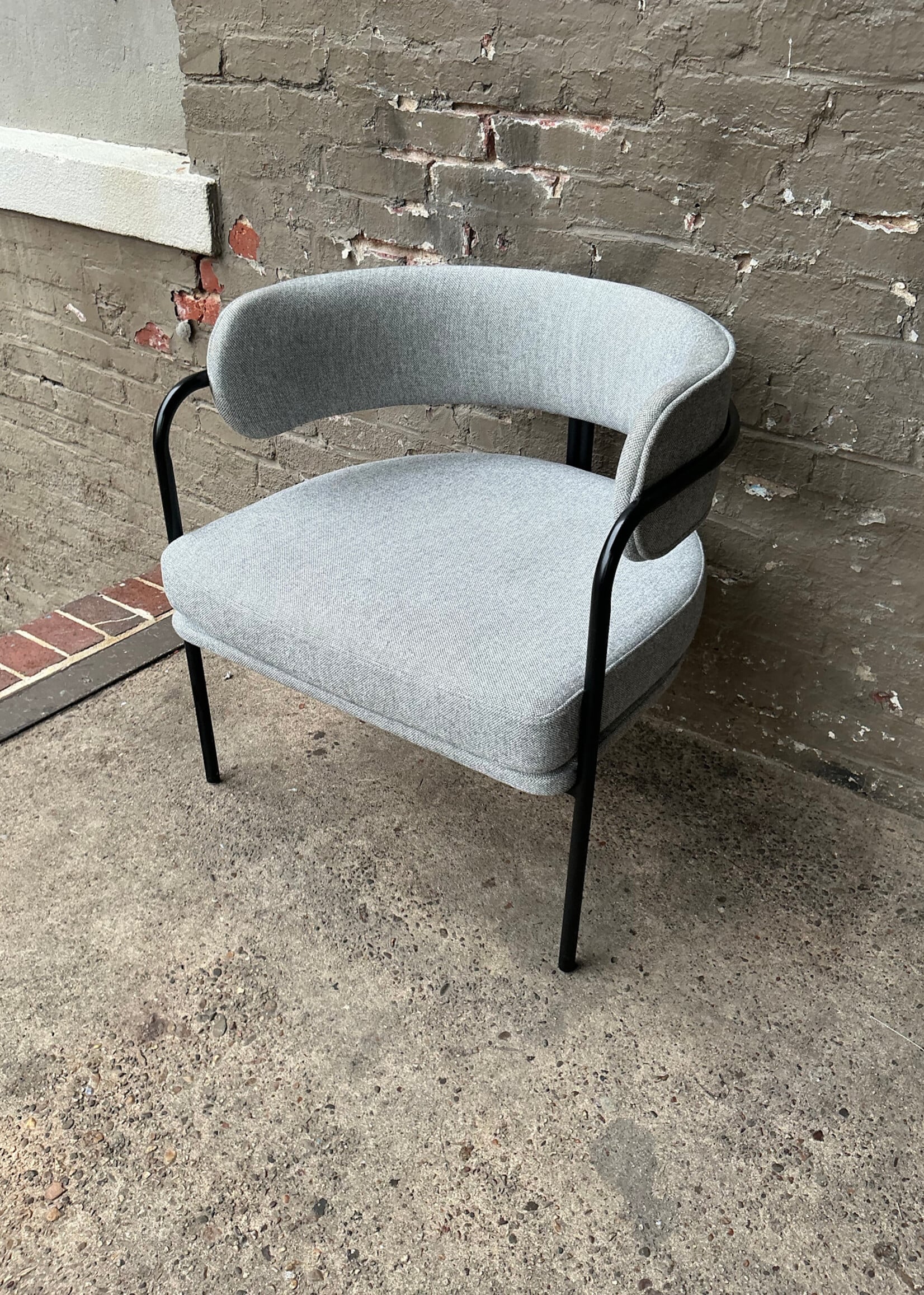 GOODWOOD Gray Upholstered MCM Style Lounge Chair