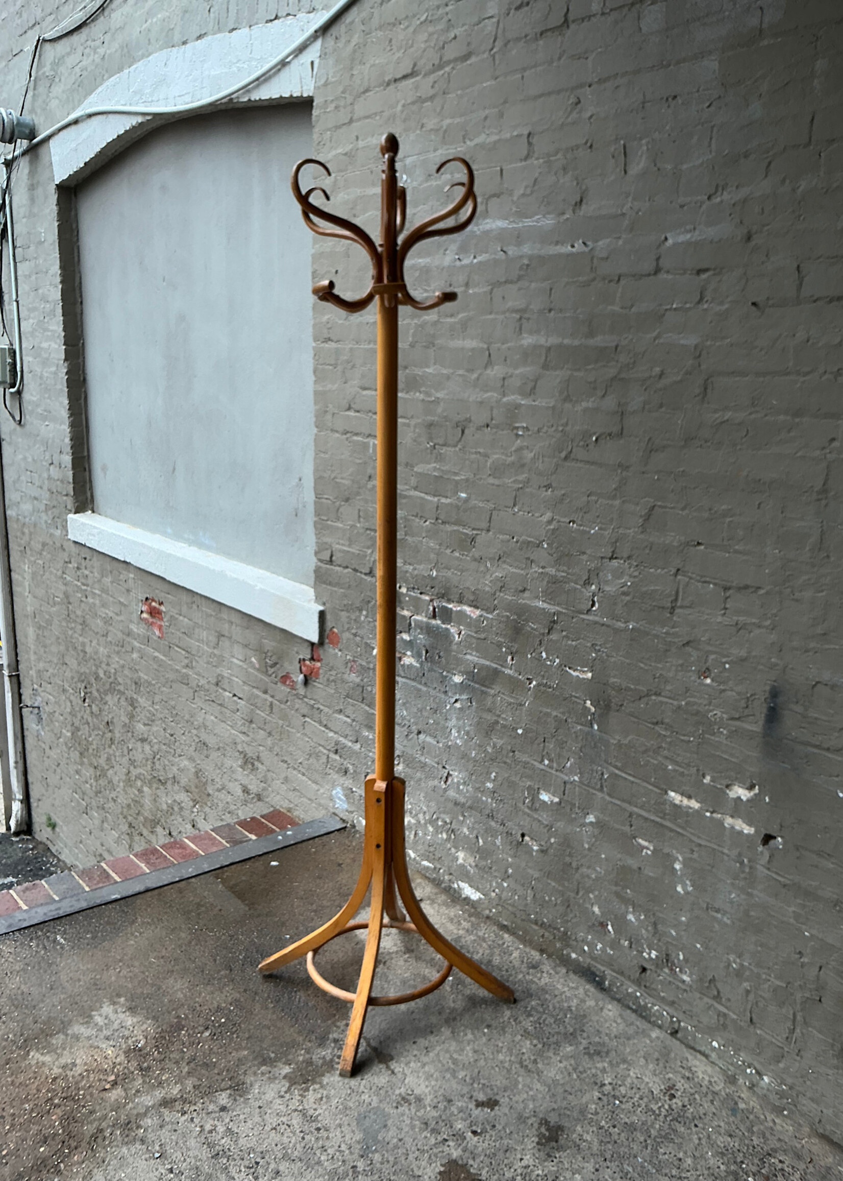 GOODWOOD Vintage Bentwood Coat Rack