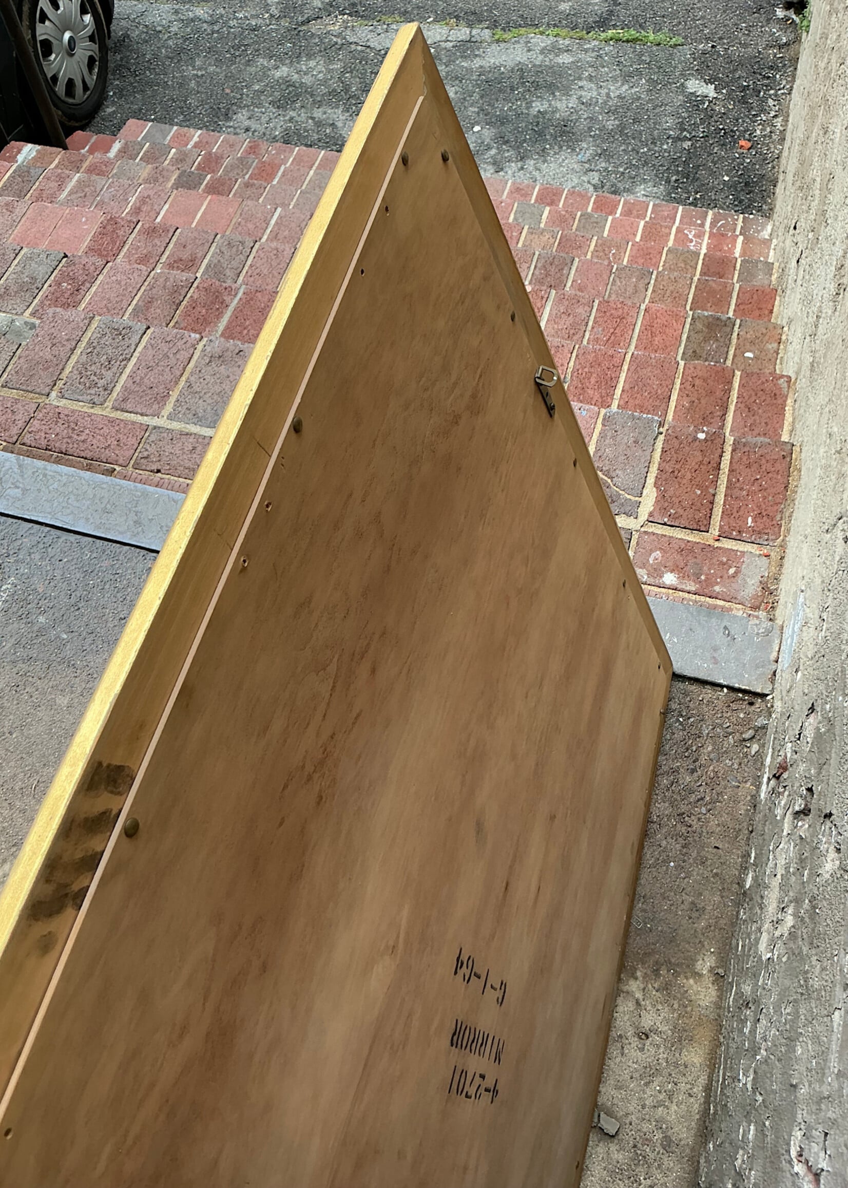 GOODWOOD Large Gilt Mirror