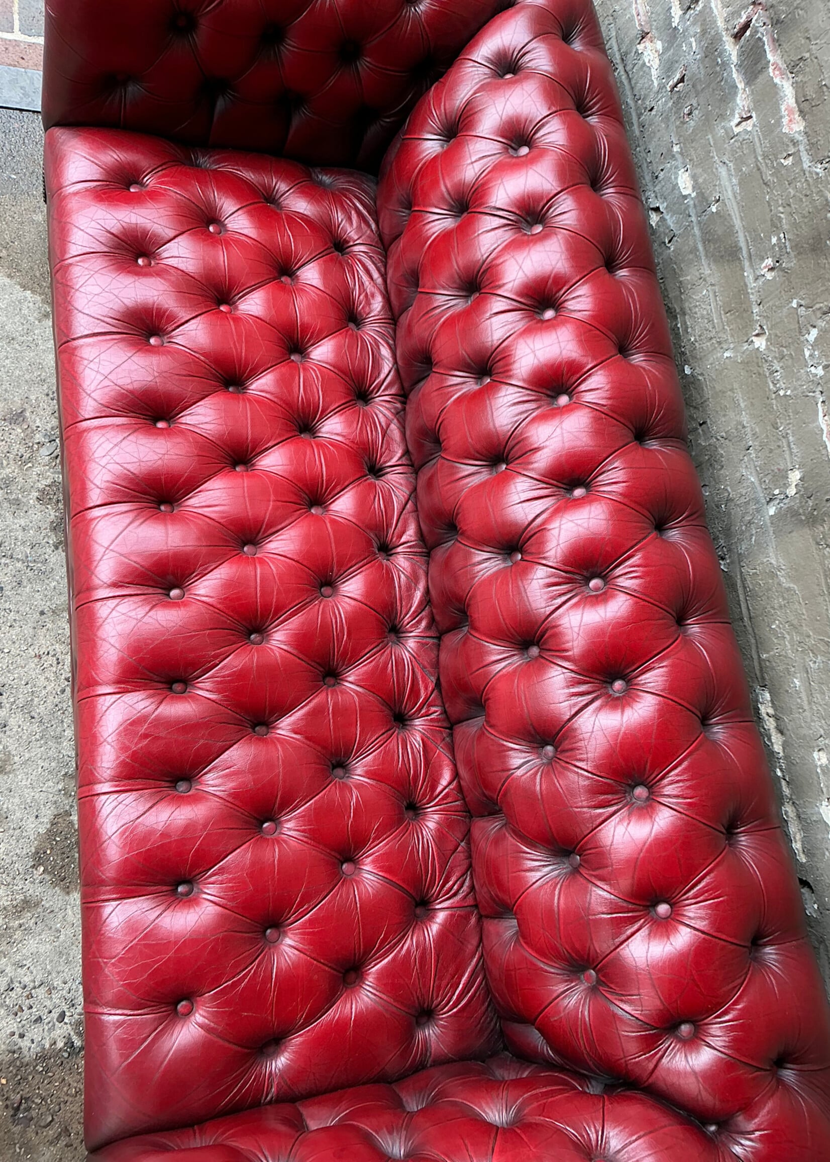GOODWOOD Vintage Leather Chesterfield