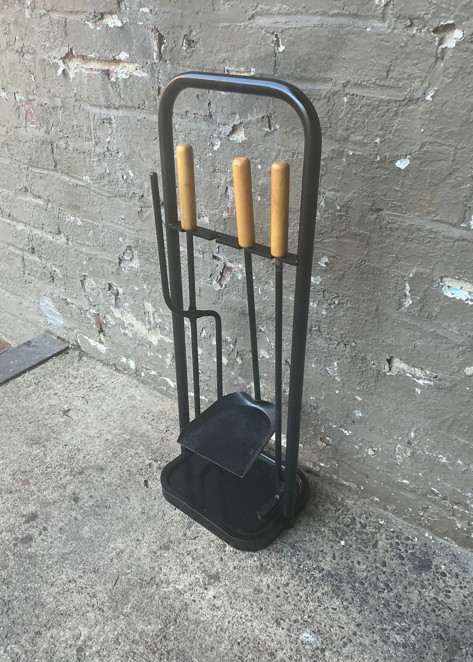 GOODWOOD MCM Fireplace Kit