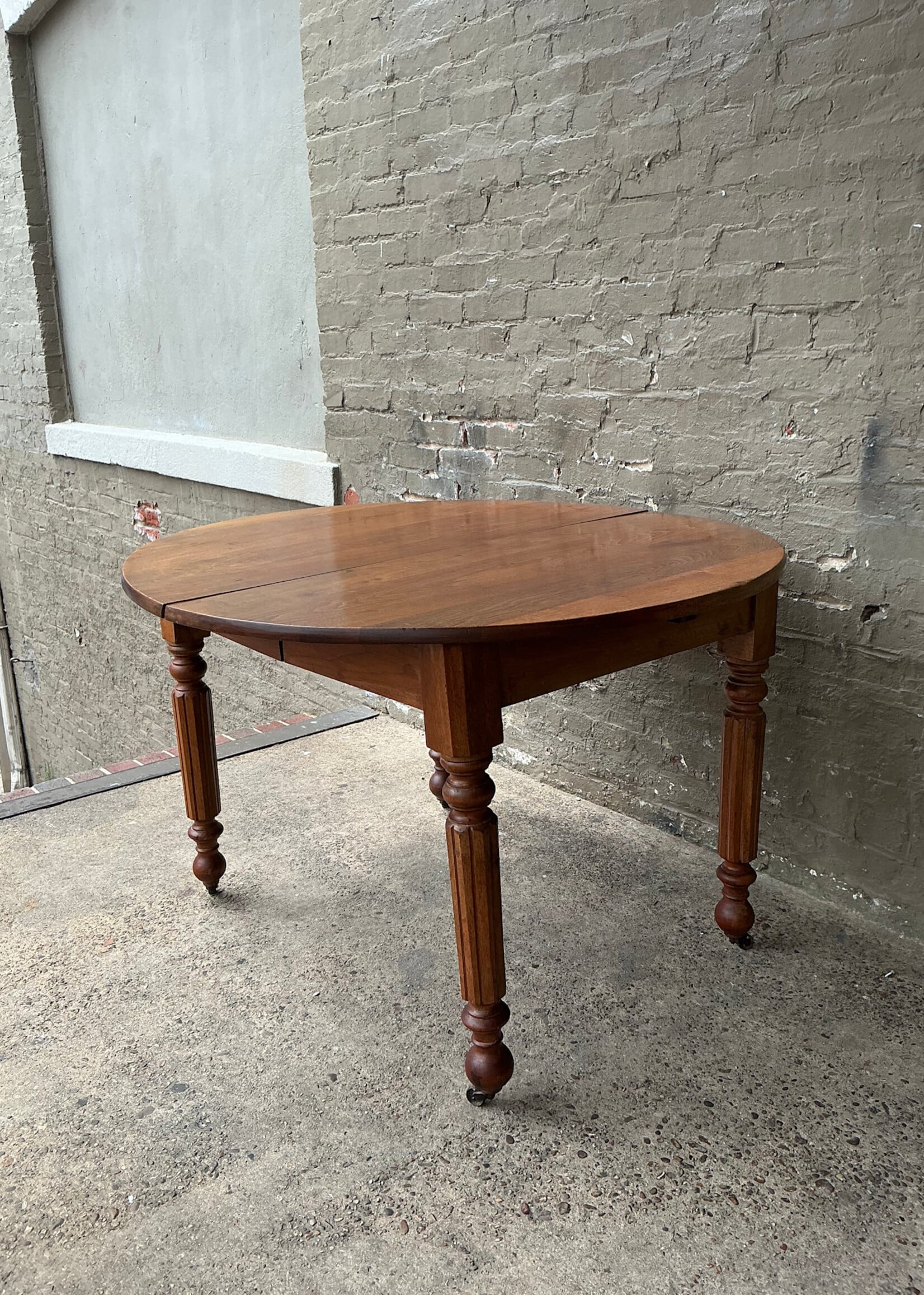 GOODWOOD Antique Walnut Dining Table w/One Leaf