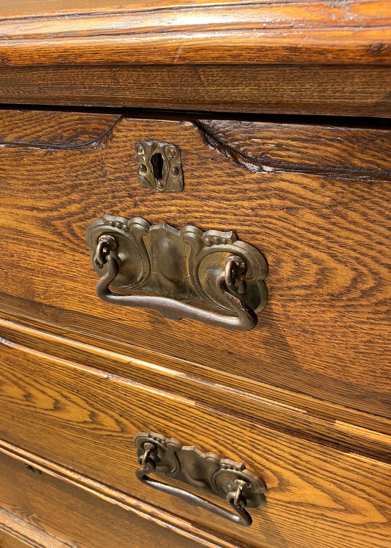 GOODWOOD Antique  Arts and Crafts Chestnut Chest of Drawers
