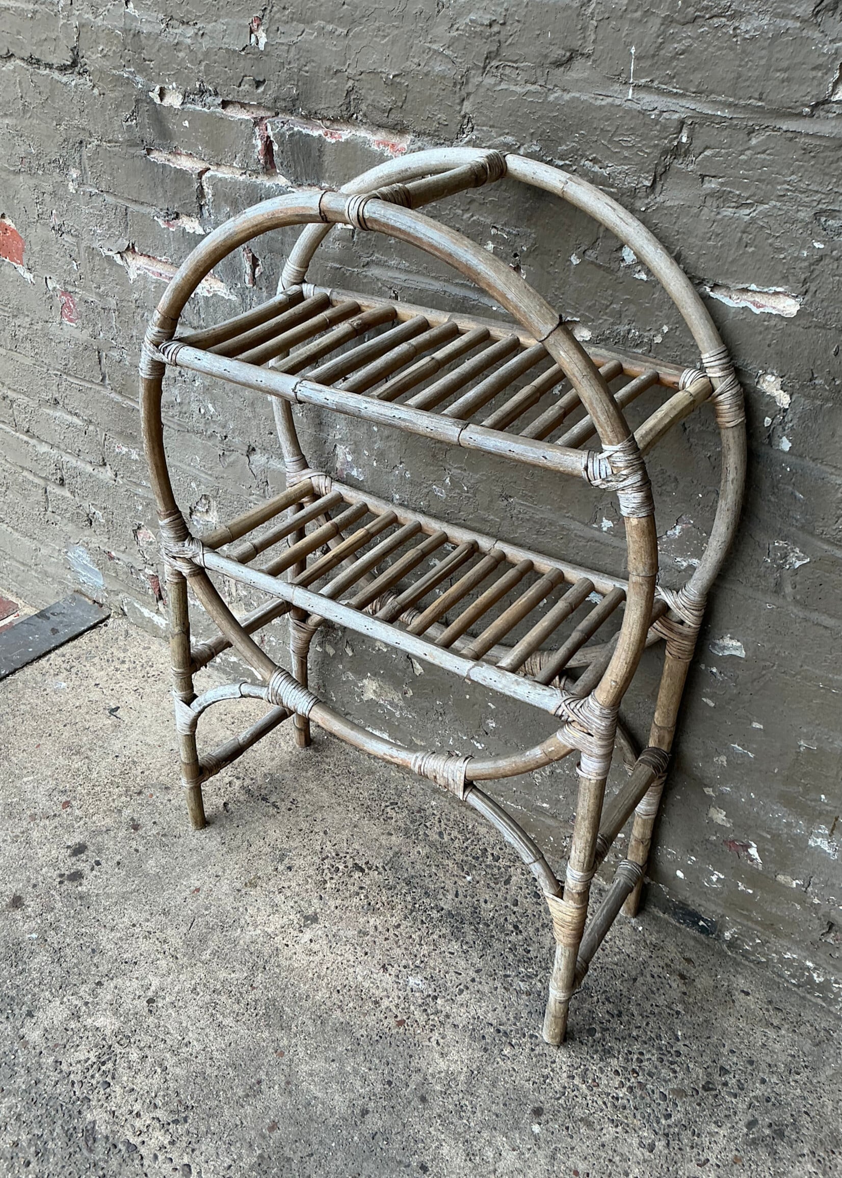 GOODWOOD Rattan Stand