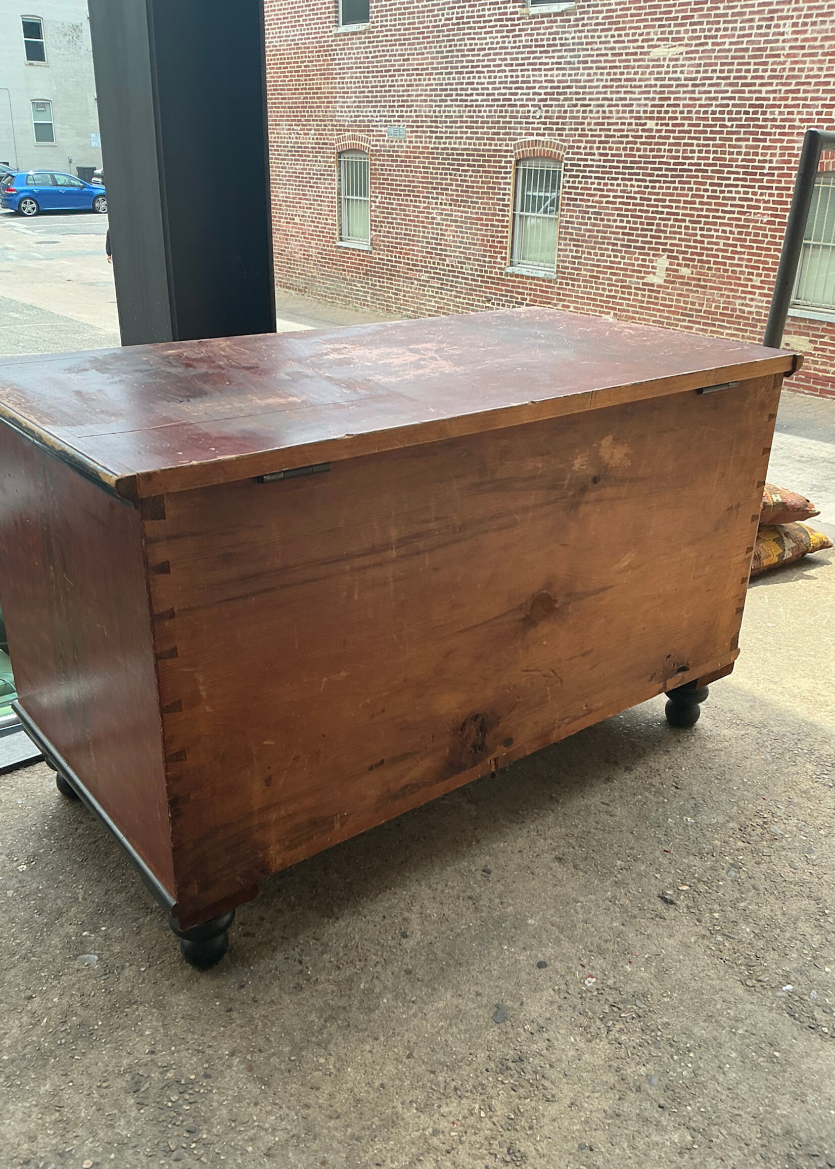GOODWOOD 19th C. Grain Painted Blanket Chest