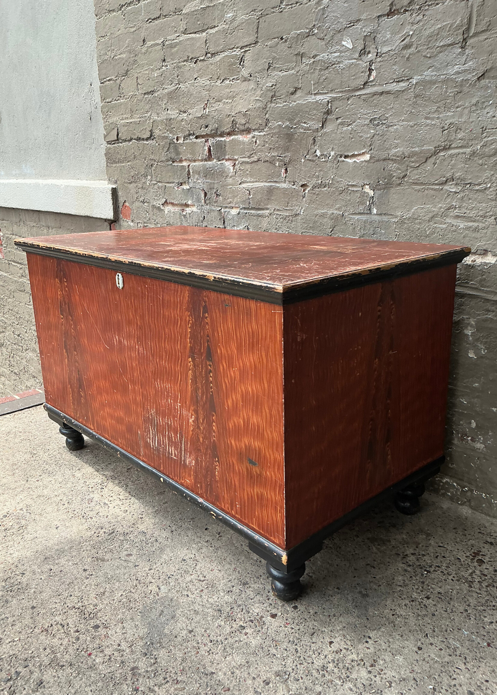 GOODWOOD 19th C. Grain Painted Blanket Chest