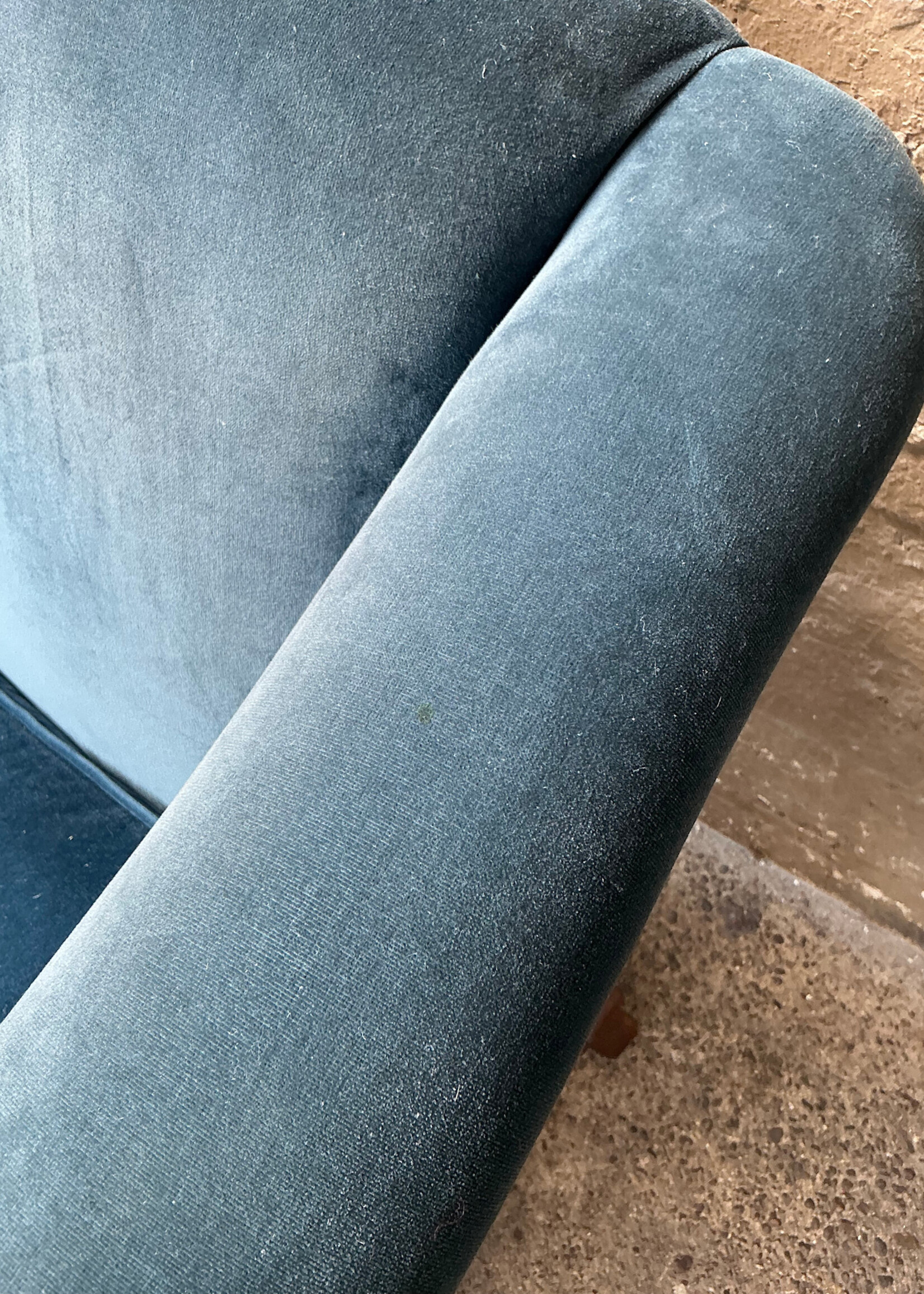 GOODWOOD Antique Velvet Lounge Chair