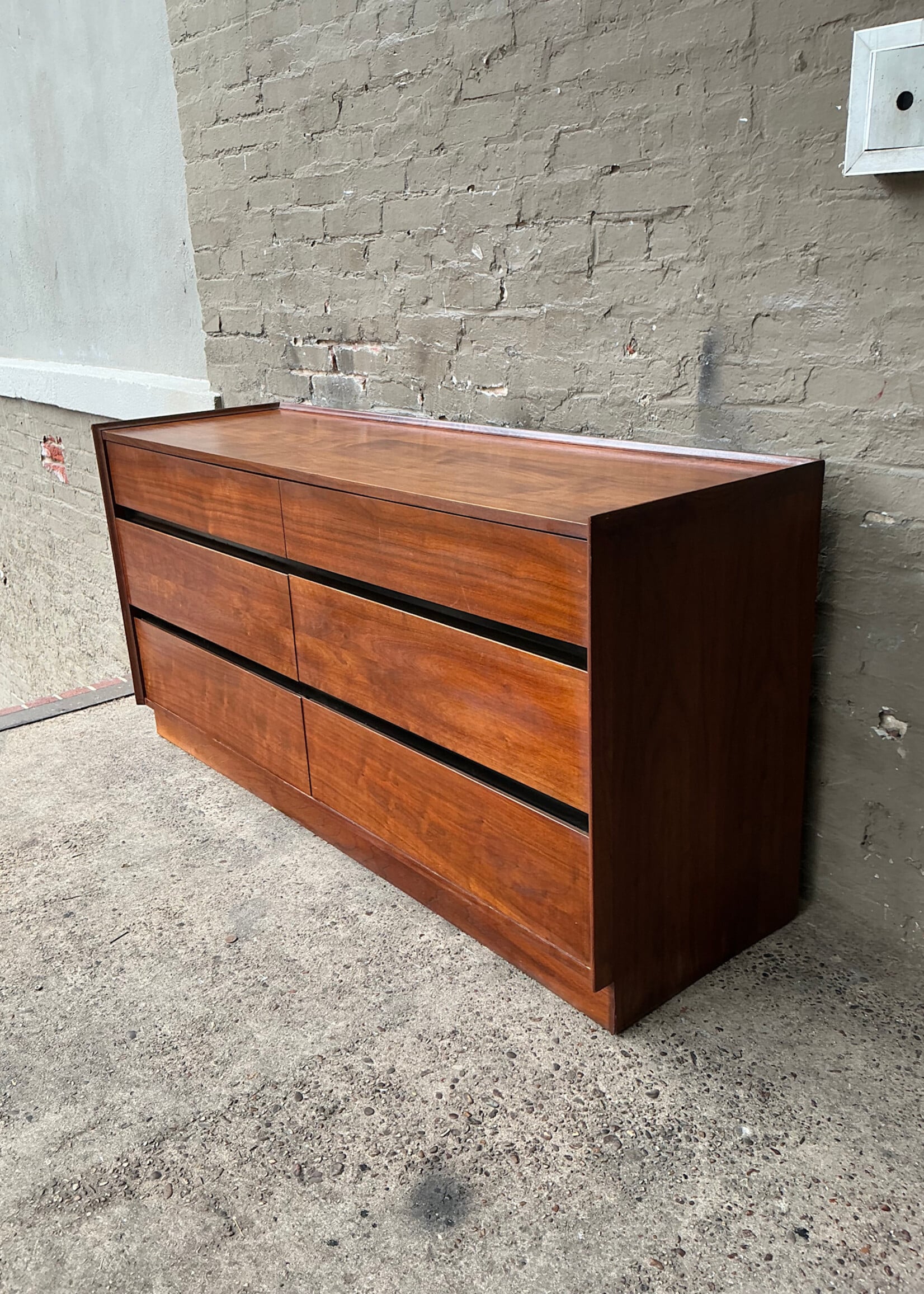 GOODWOOD Dillingham MCM Walnut Dresser