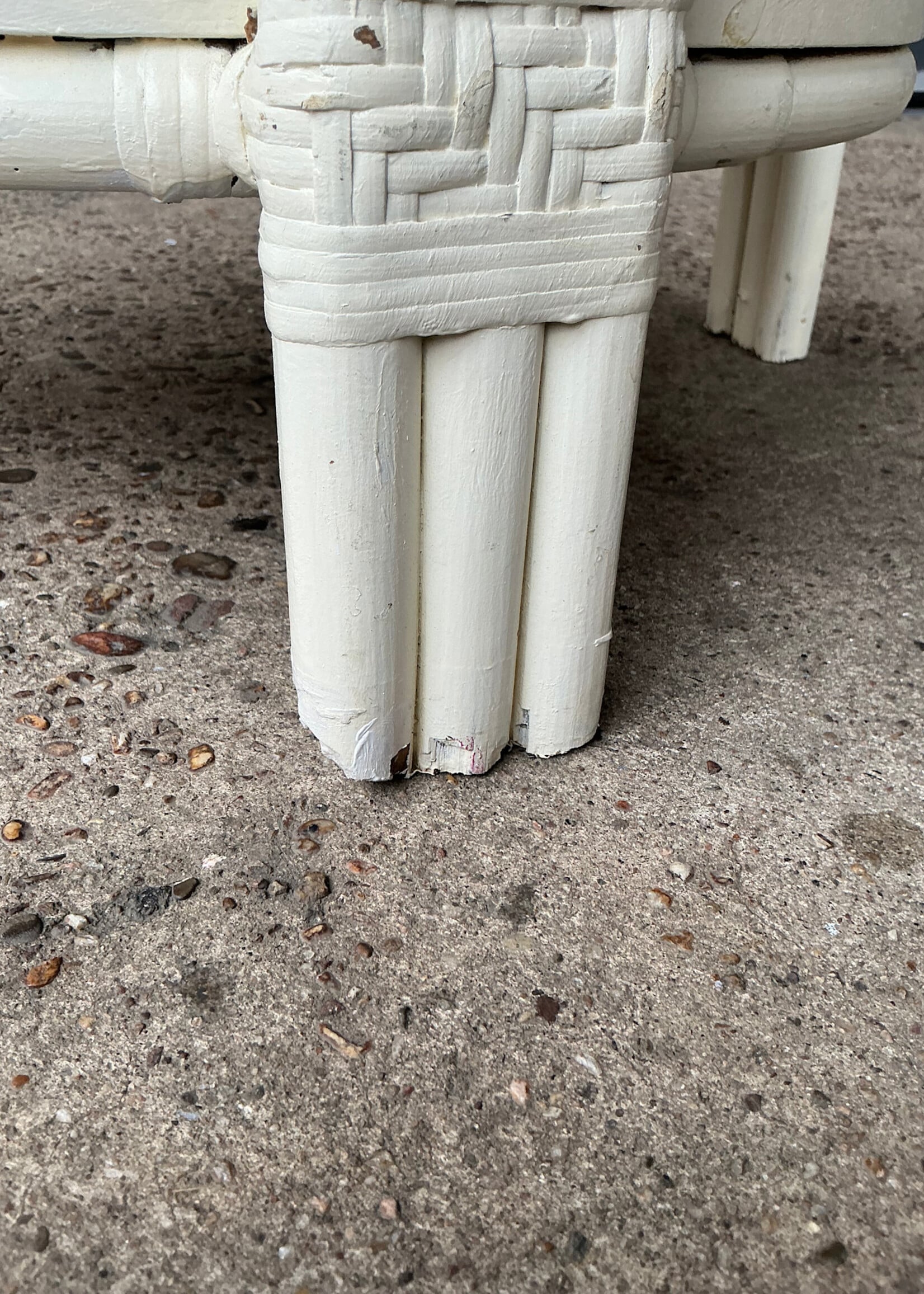 GOODWOOD Painted Demilune Table