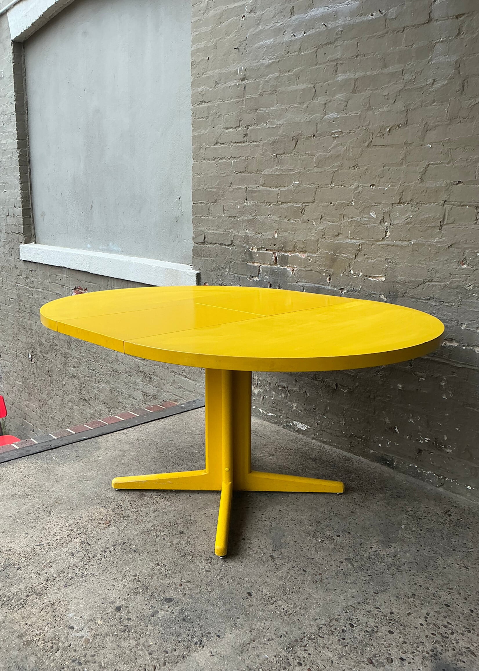 GOODWOOD Vintage Yellow Painted Table (1 Leaf)