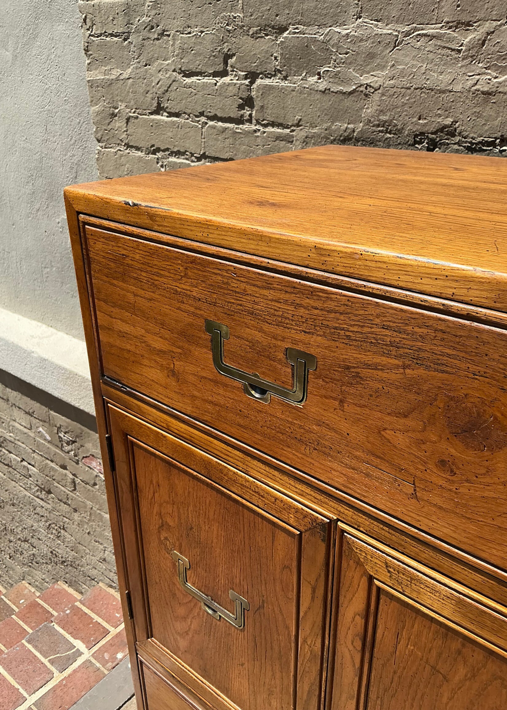 GOODWOOD Henredon Campaign Chest