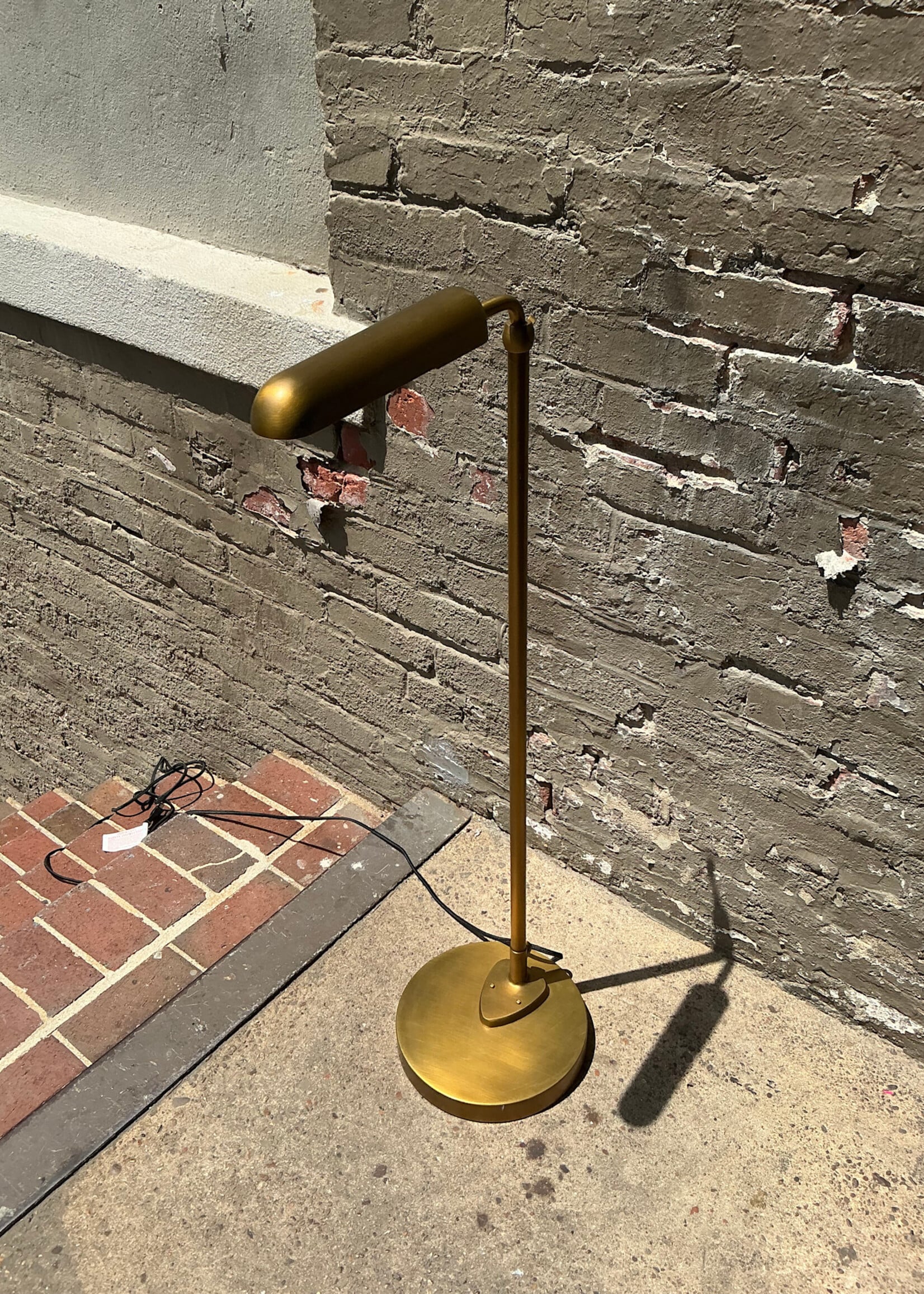 GOODWOOD Pharmacy Lamp