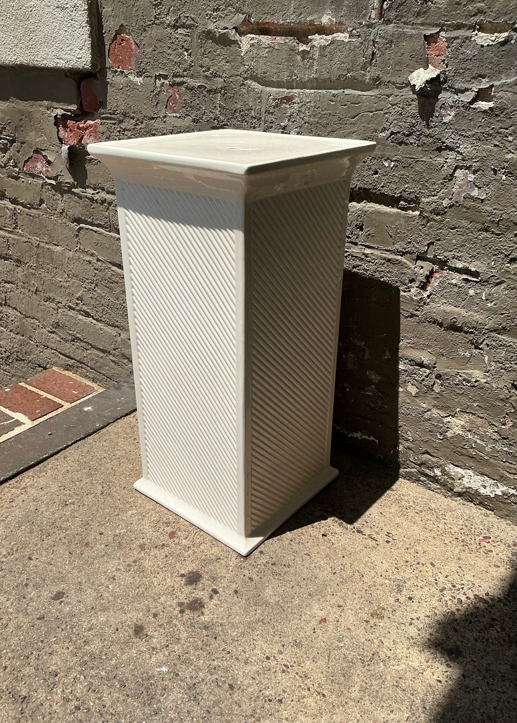 GOODWOOD Daisa Hispania Porcelain Column